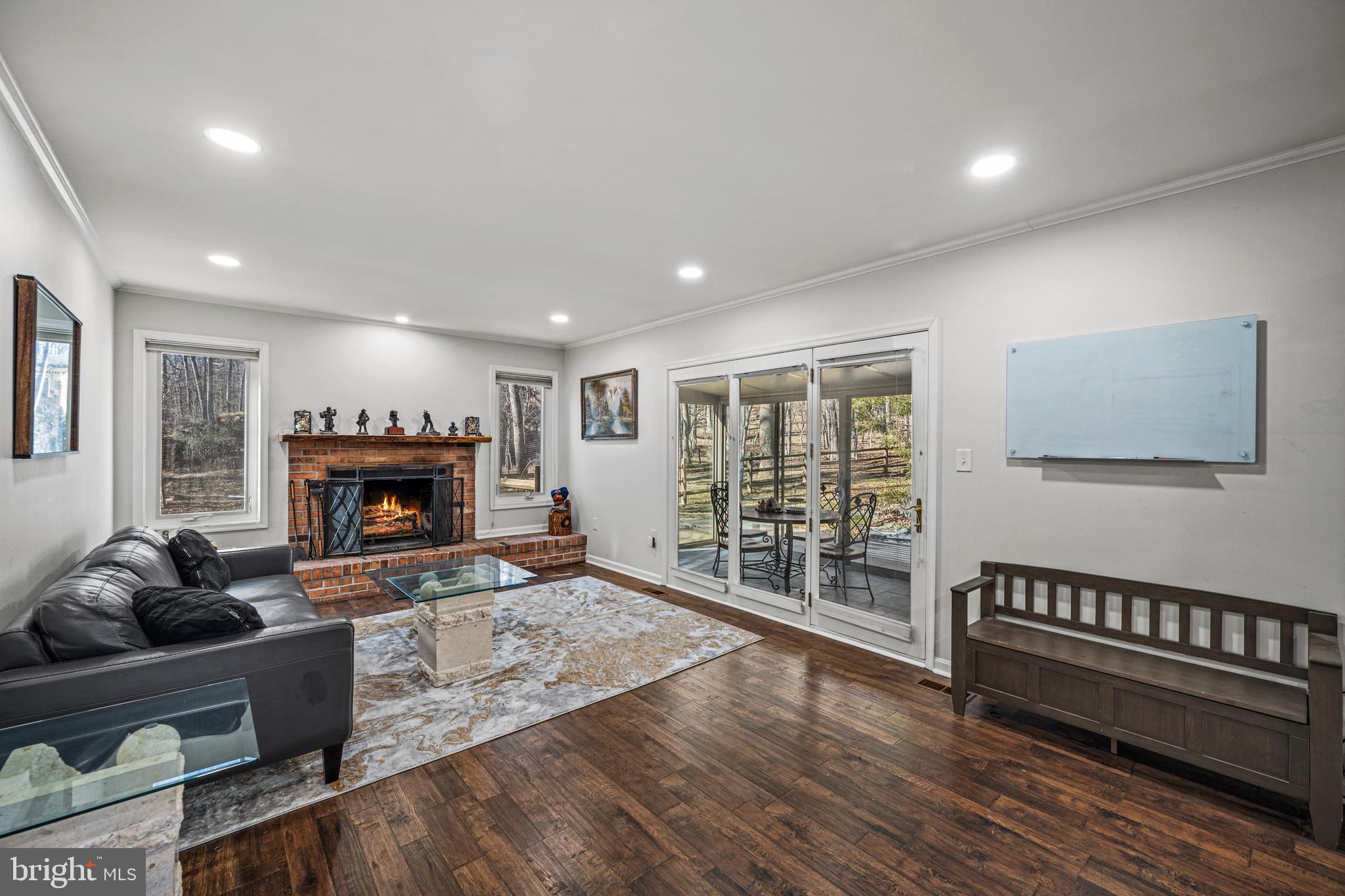 WOODMARK - Residential