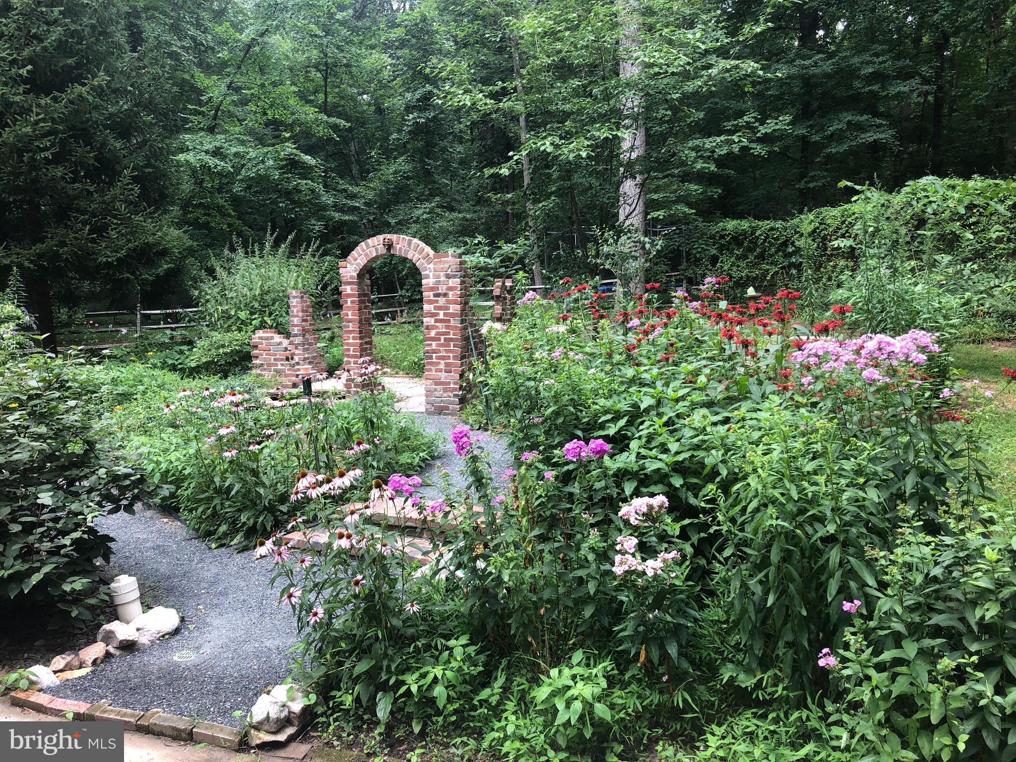 WOODMARK - Residential