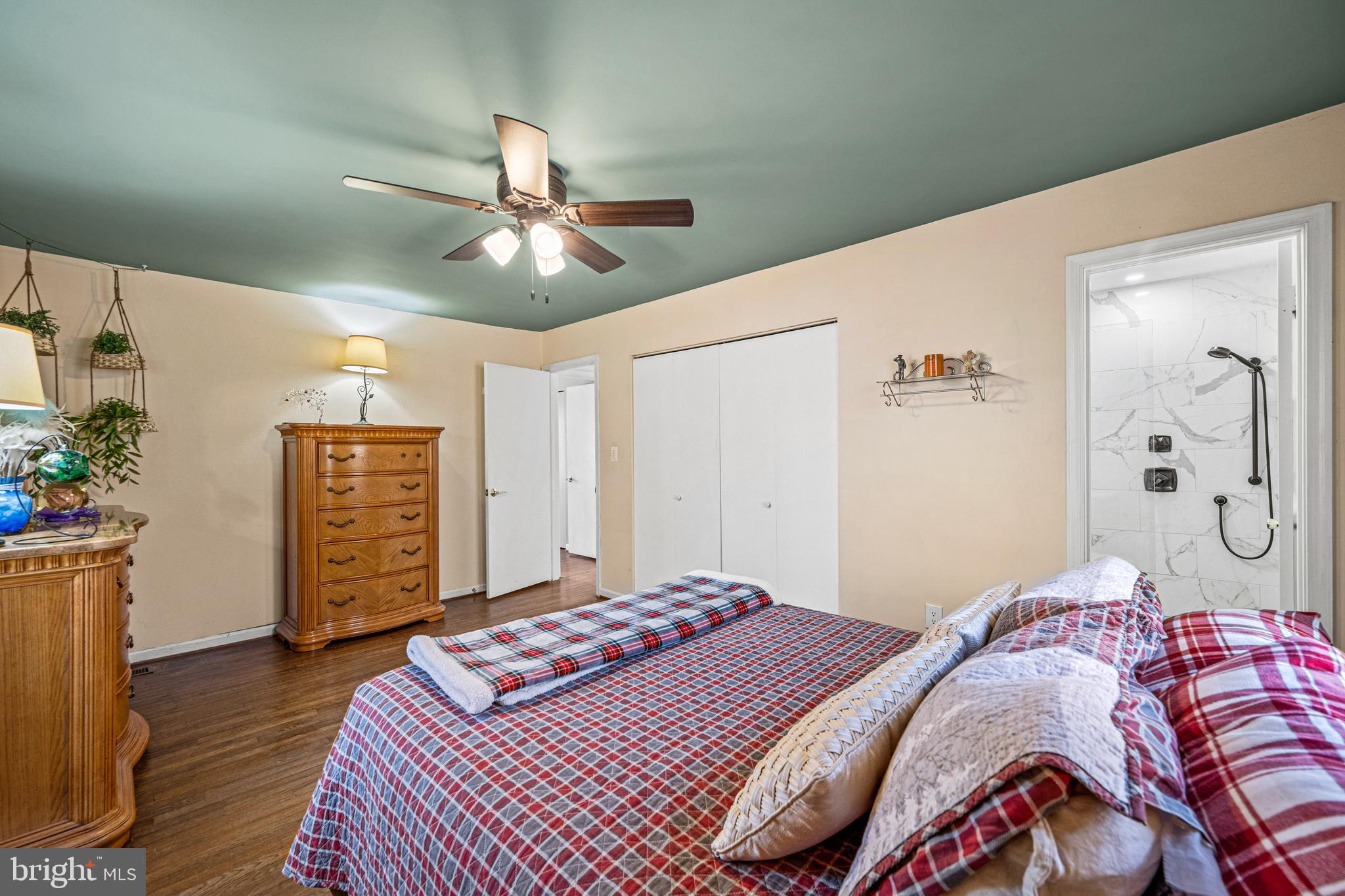 WOODMARK - Residential