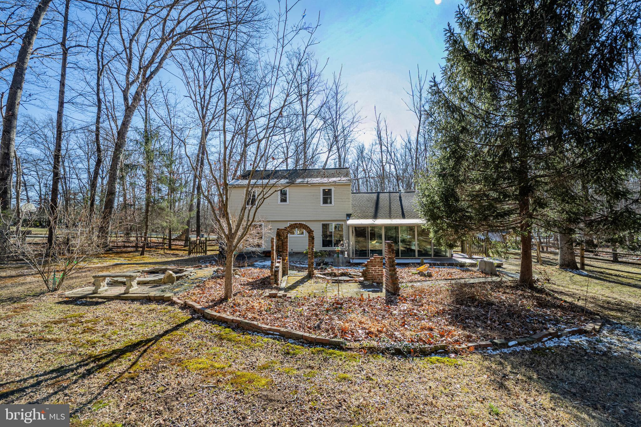 WOODMARK - Residential