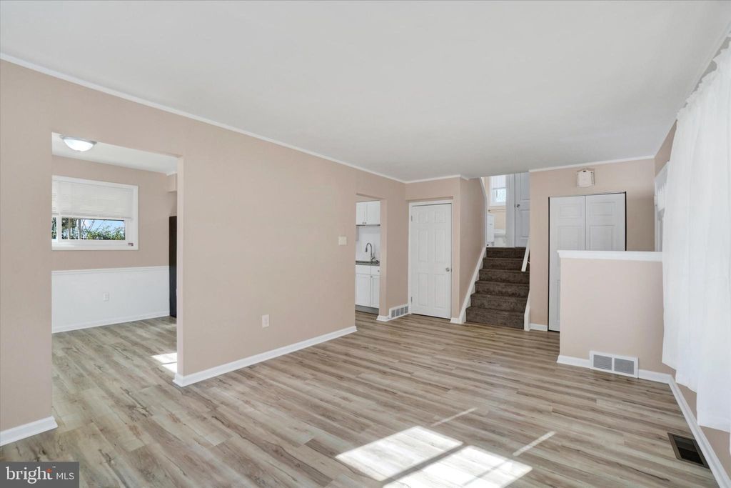 Photo of 1212 Livingston Road, YORK, PA 17404 (MLS # PAYK2092254)