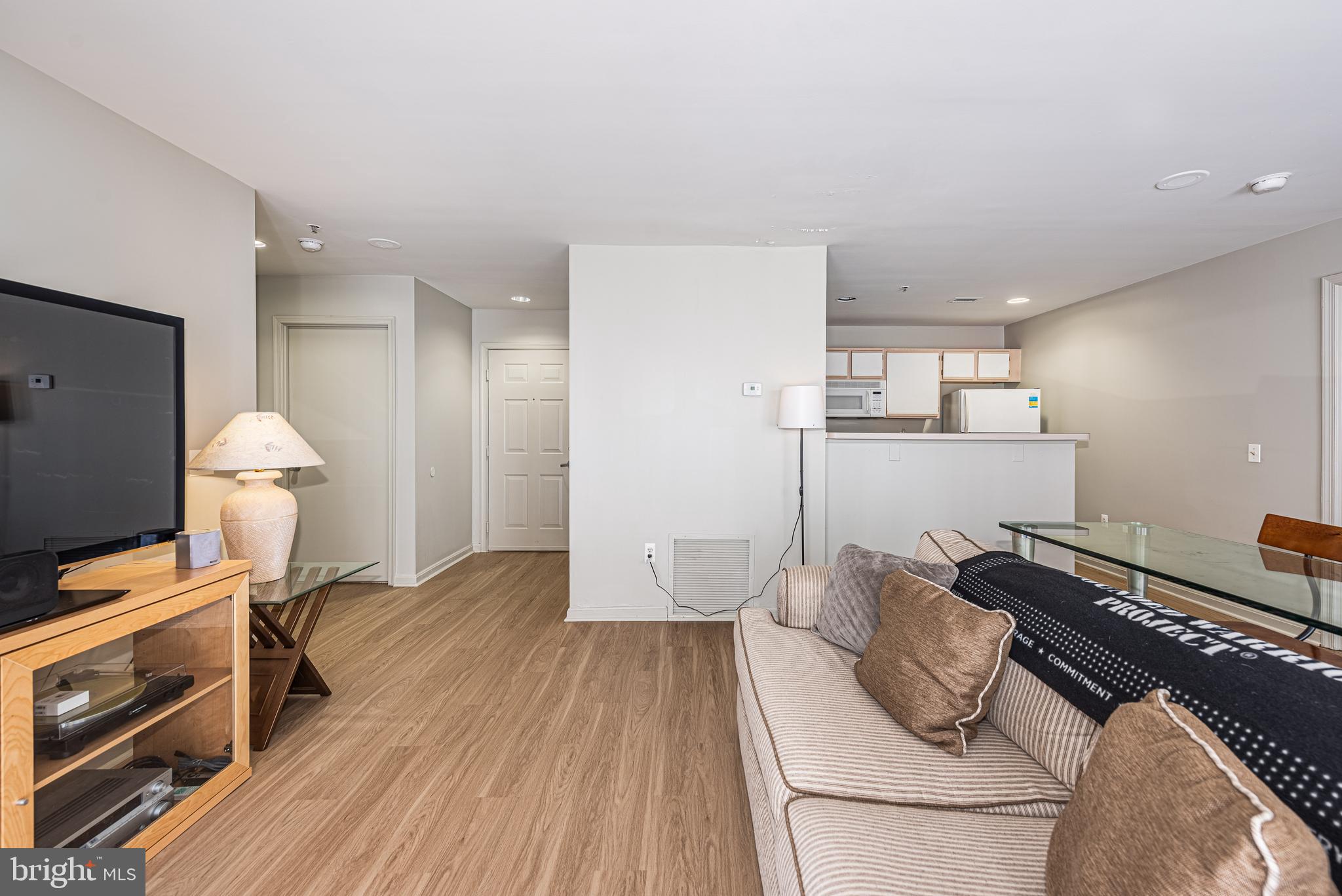 LIGHTHOUSE POINT - Residential