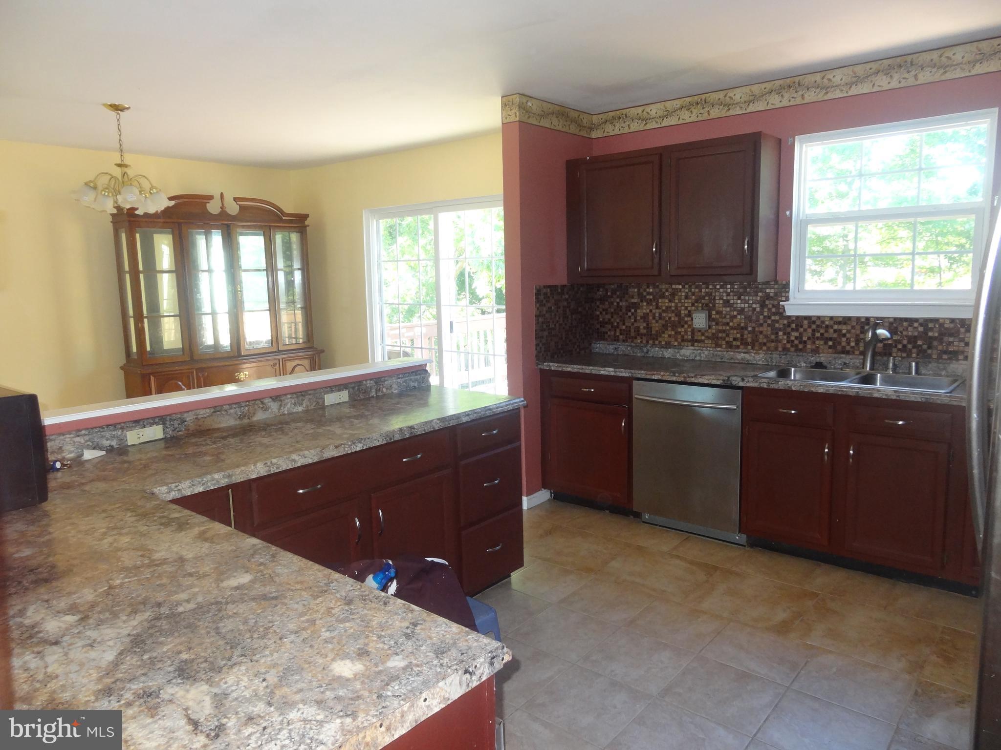 WINDSWEPT ESTATES - Residential Lease