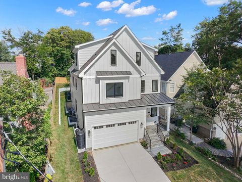 1905 N TAYLOR STREET ARLINGTON VA 22207