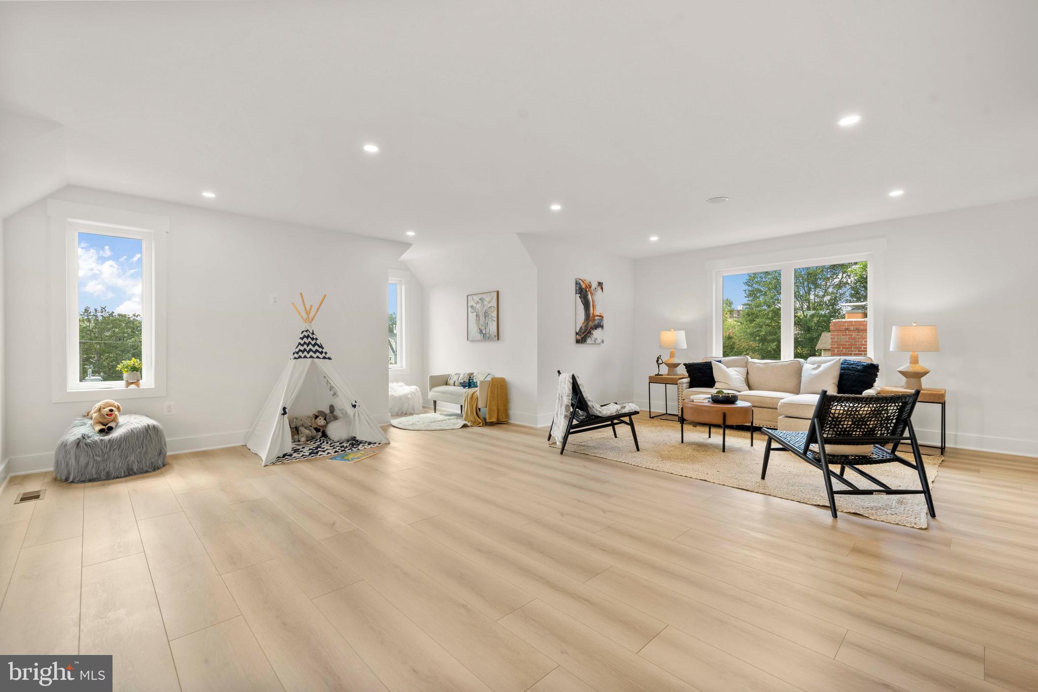 CHERRYDALE - Residential