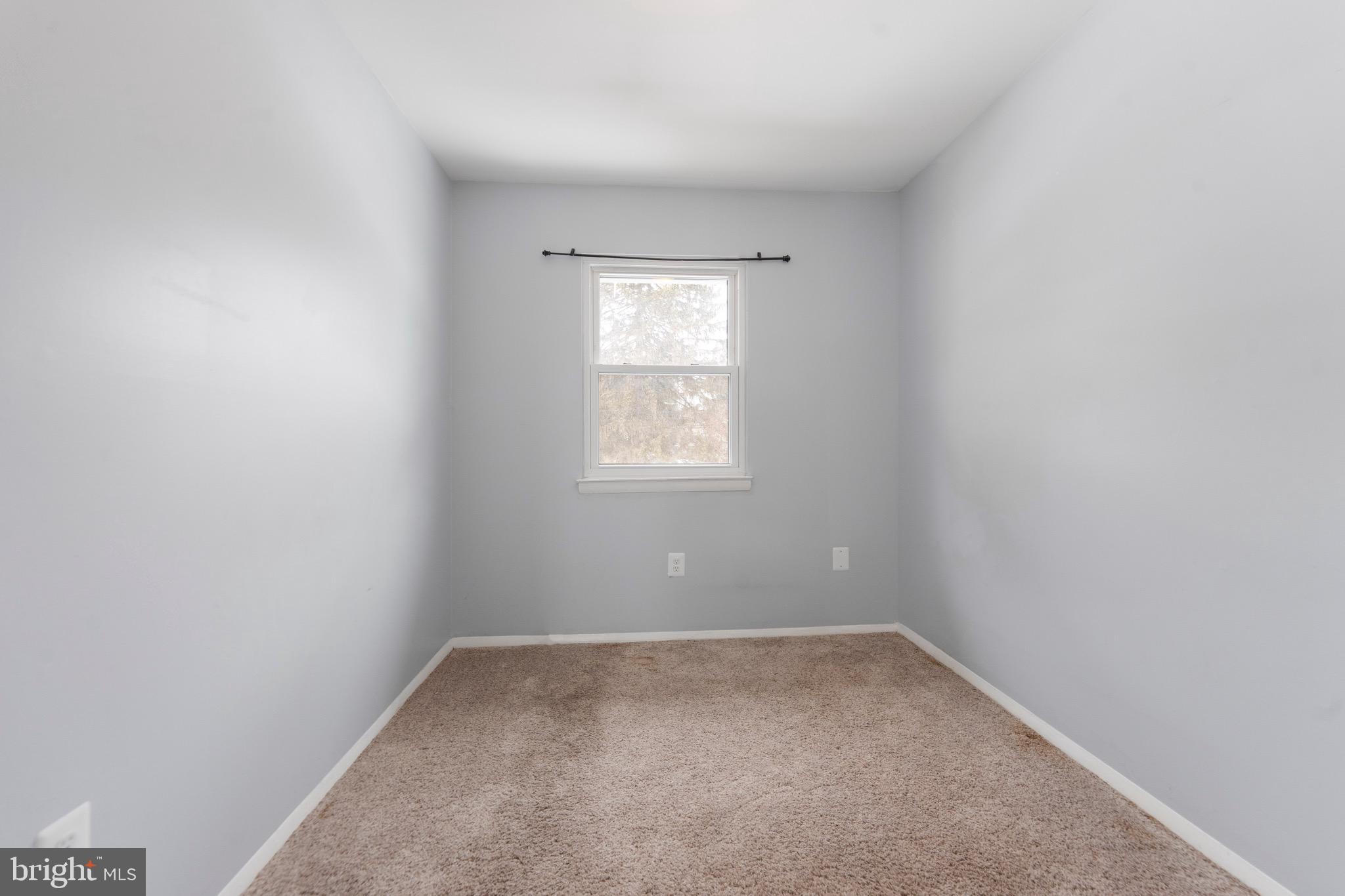 TOWNE CREST - Residential