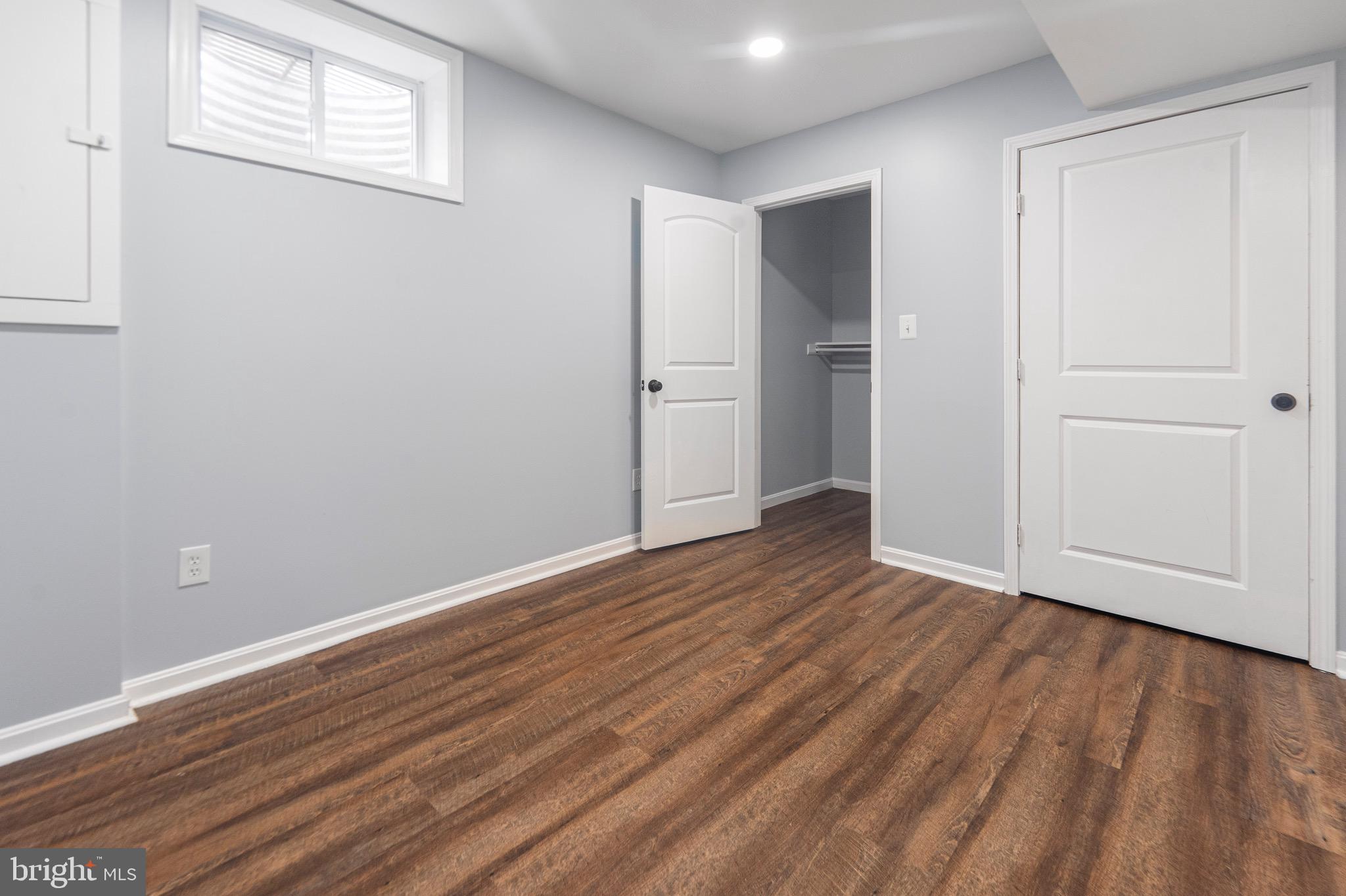 TOWNE CREST - Residential