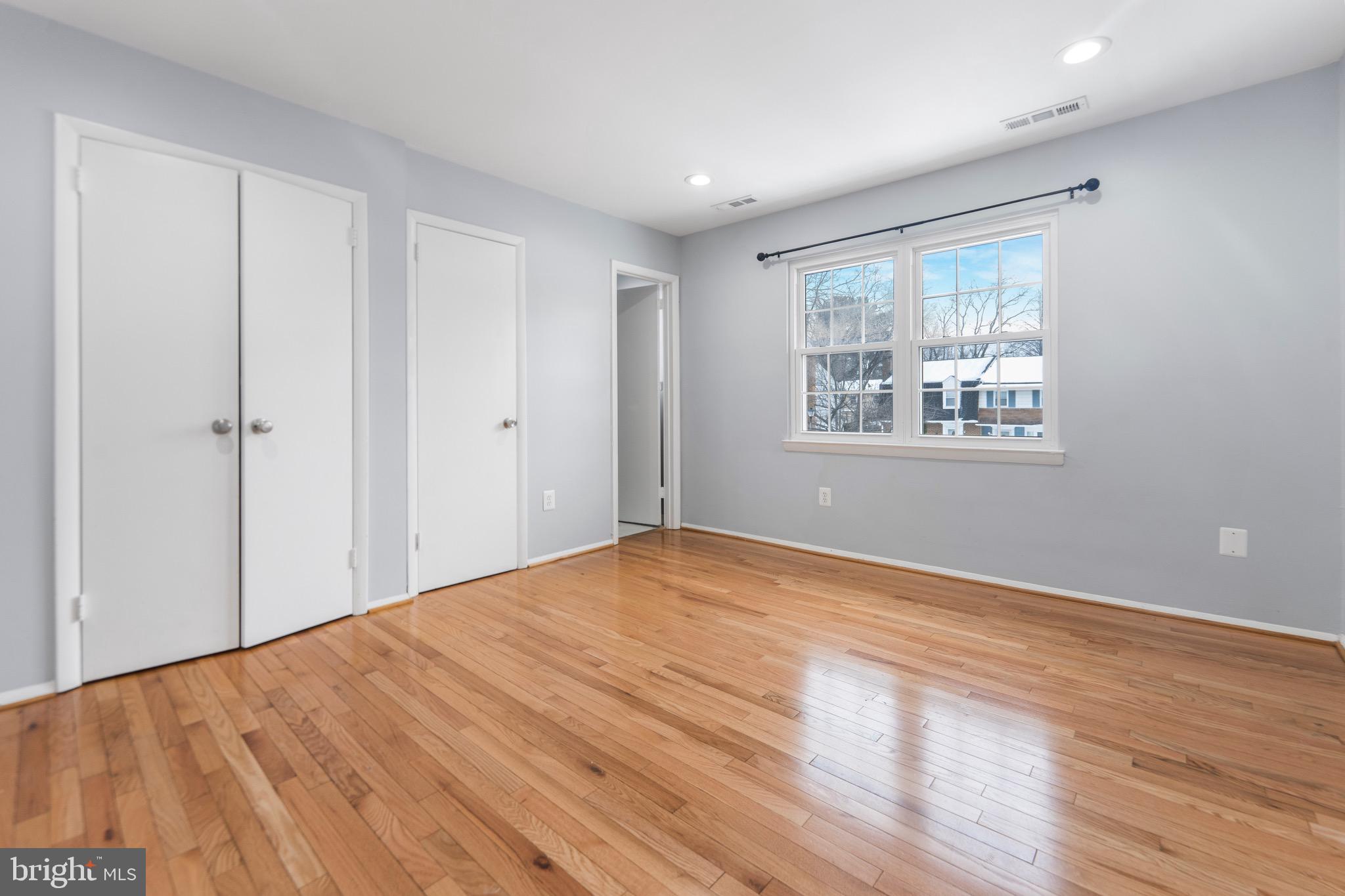 TOWNE CREST - Residential