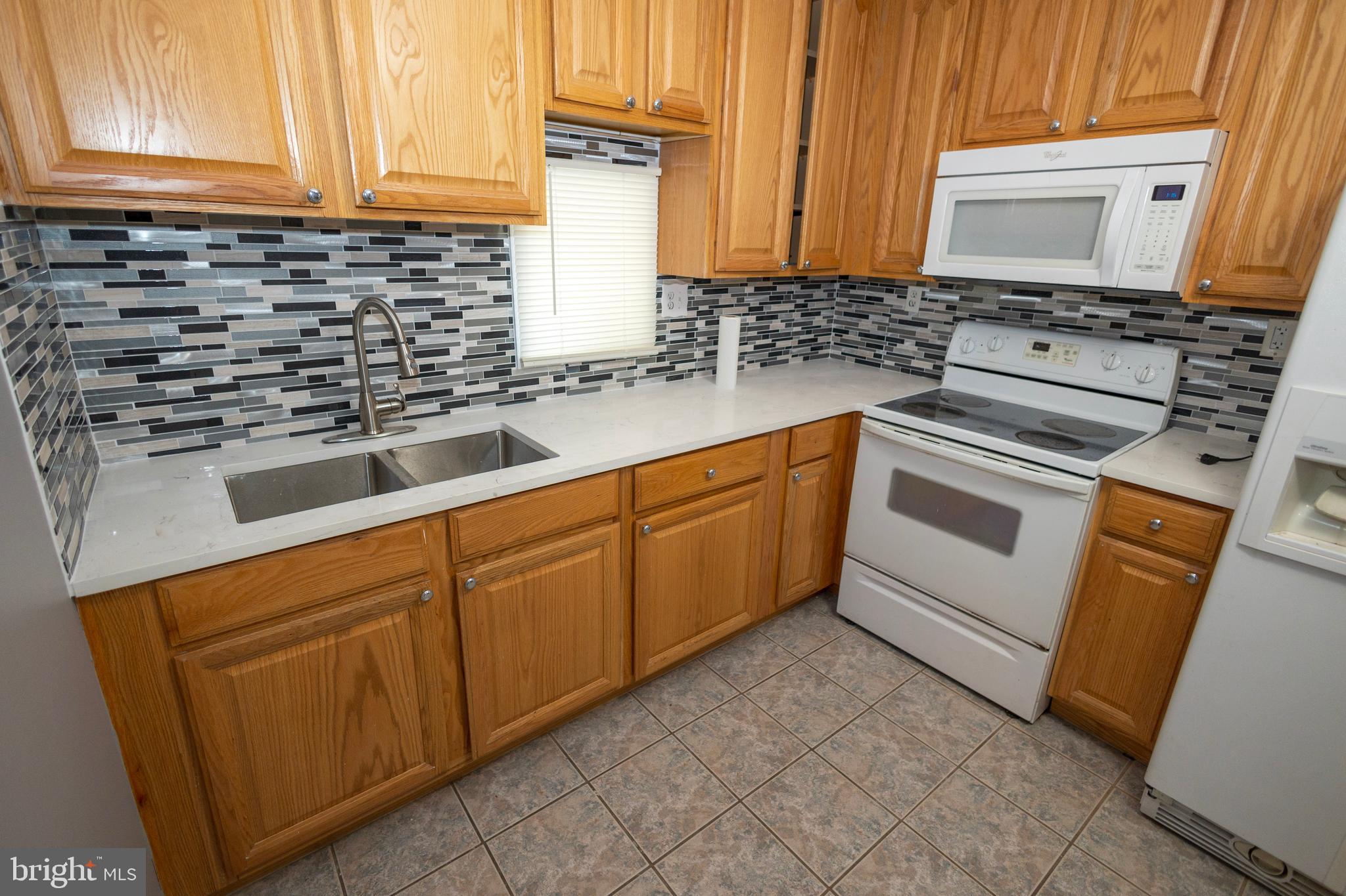 CEDAR LAWN - Residential