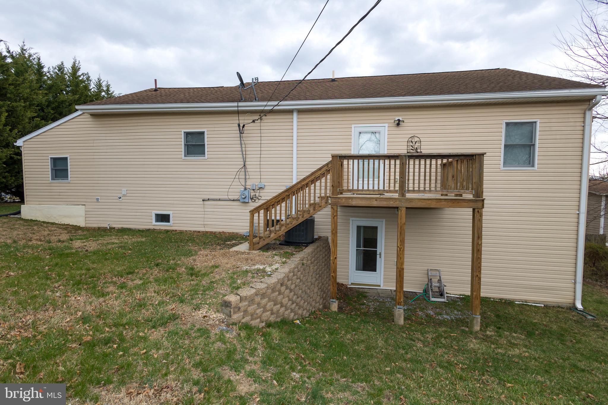 CEDAR LAWN - Residential