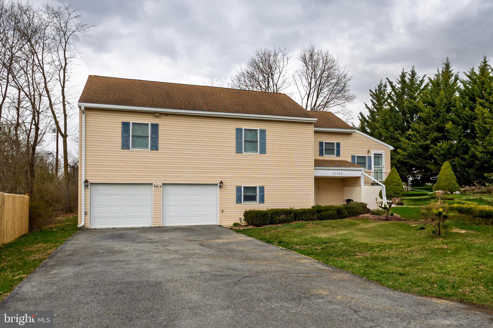 CEDAR LAWN - Residential