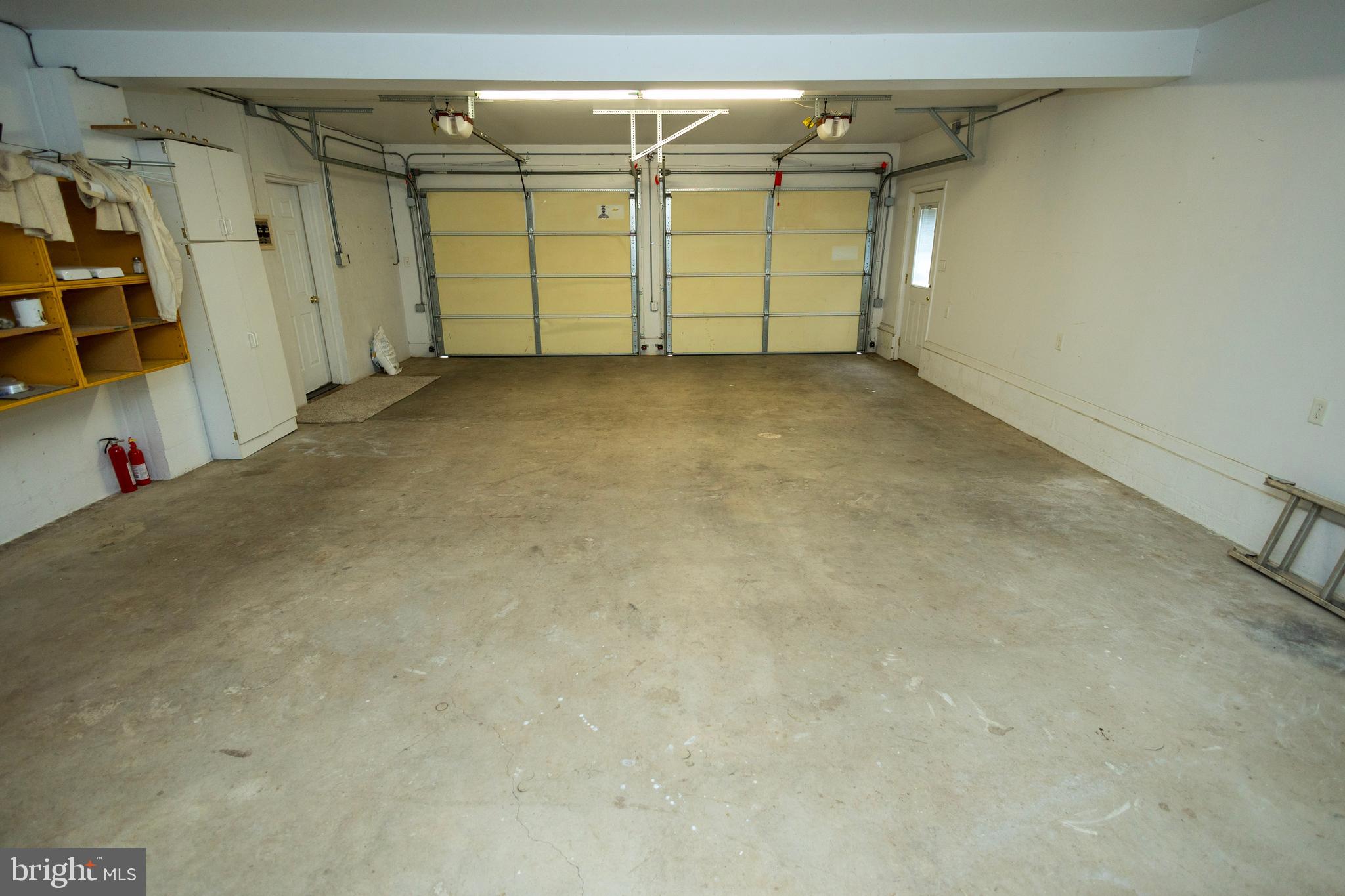 CEDAR LAWN - Residential