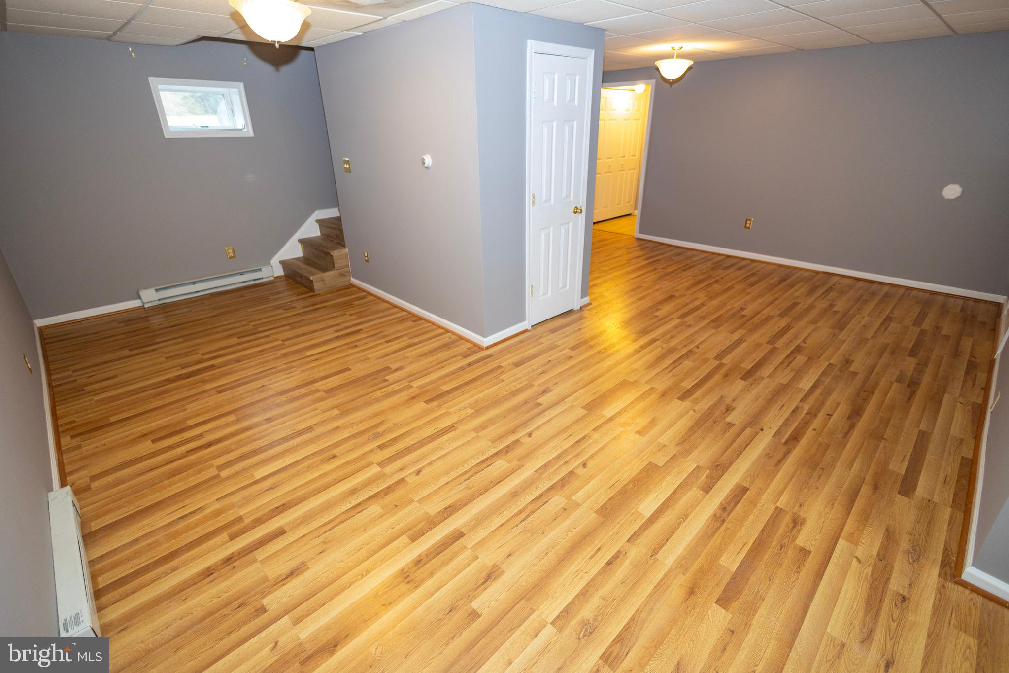 CEDAR LAWN - Residential