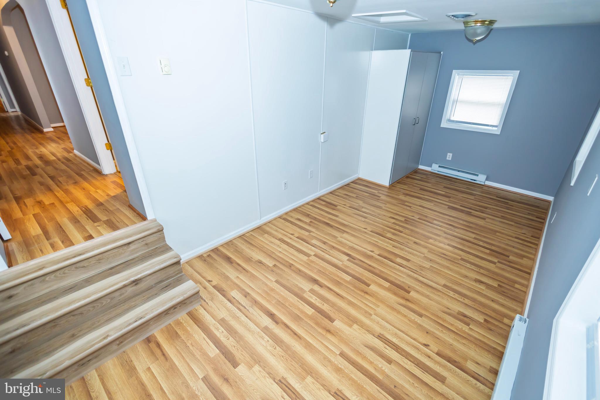 CEDAR LAWN - Residential