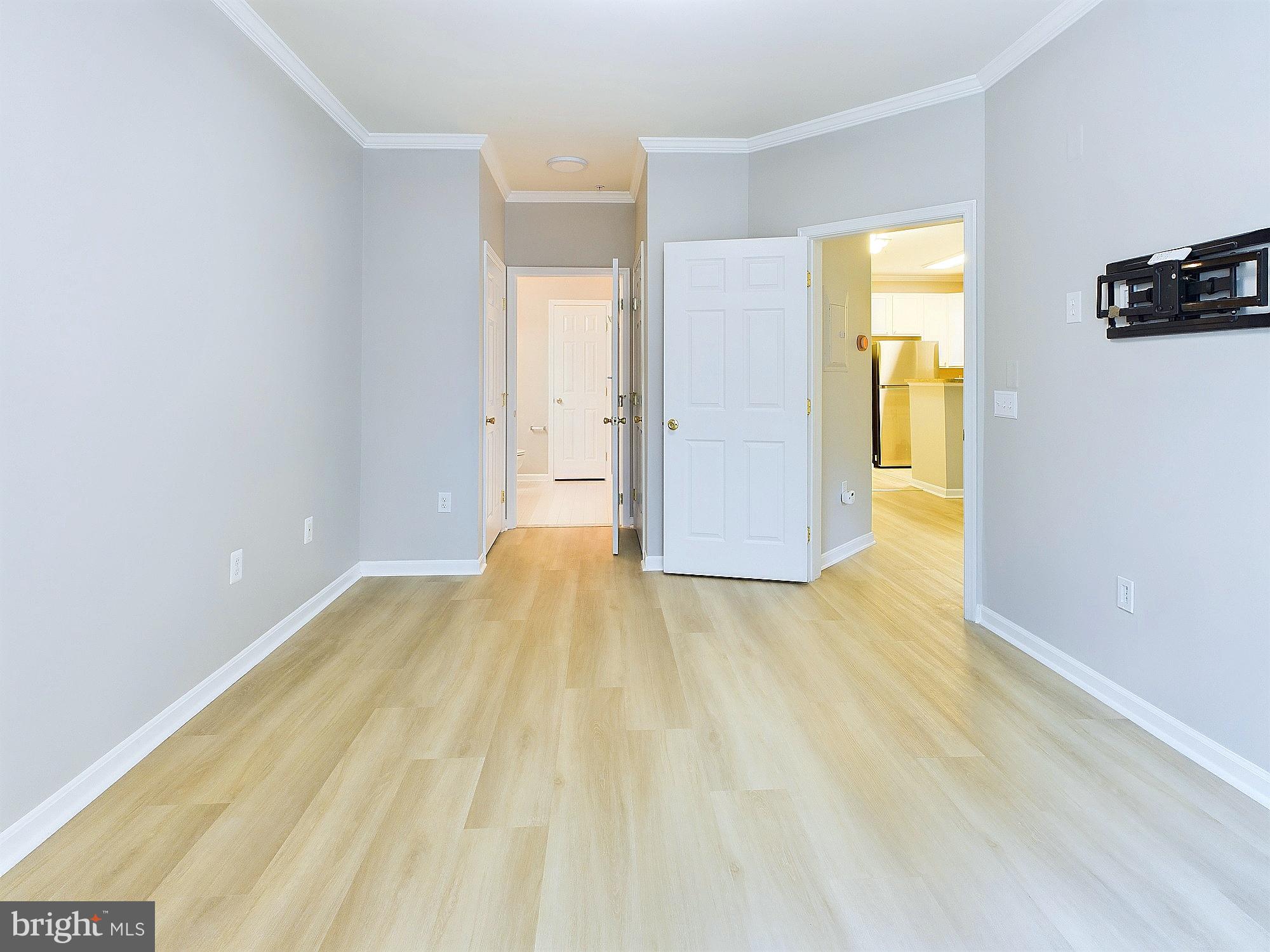 BOWIE TOWERS - Residential