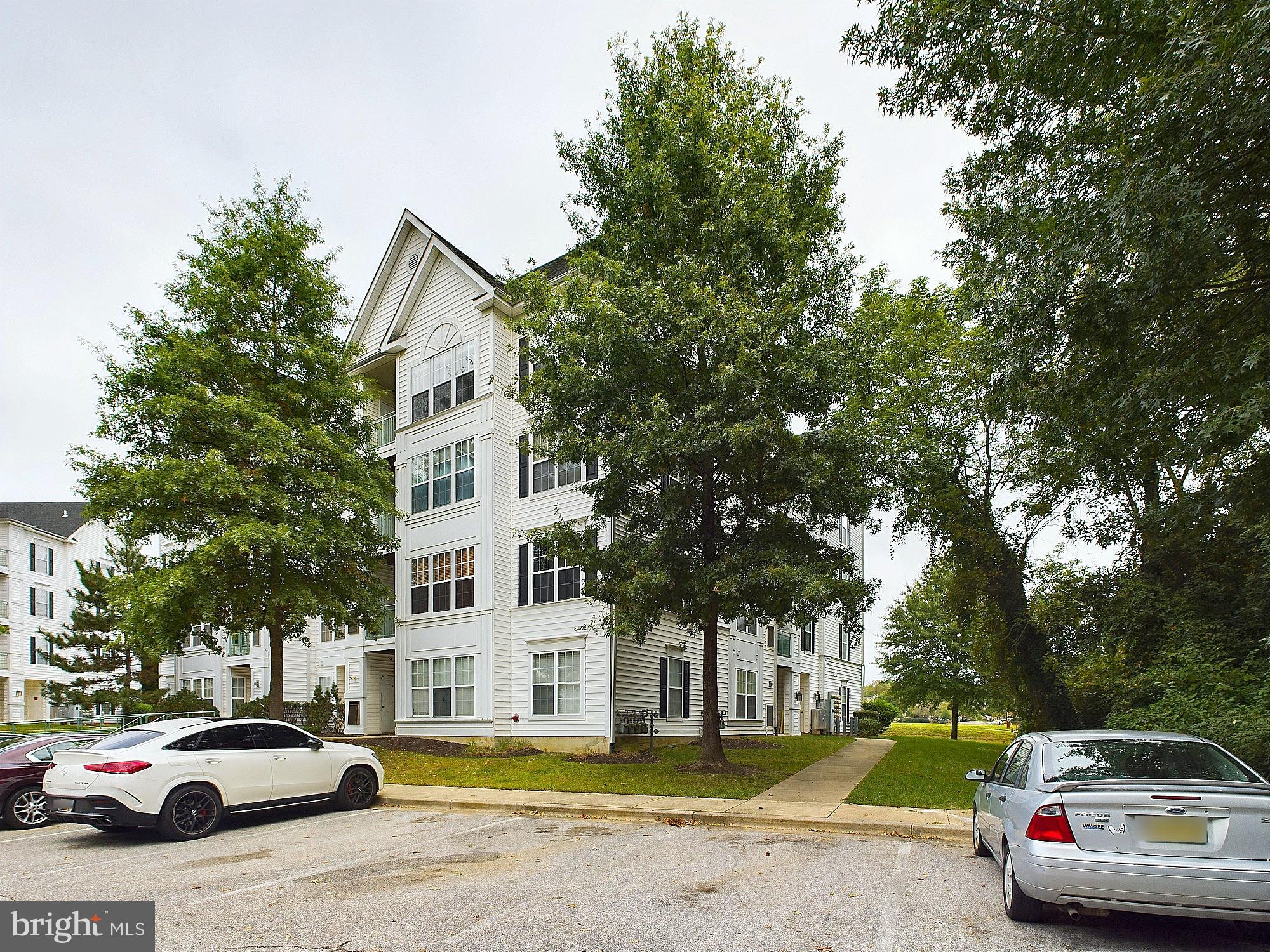 BOWIE TOWERS - Residential