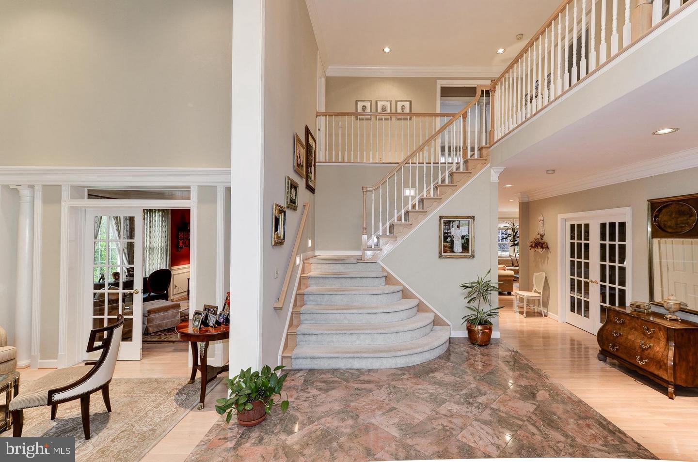 GROSVENOR WOODS - Residential Lease