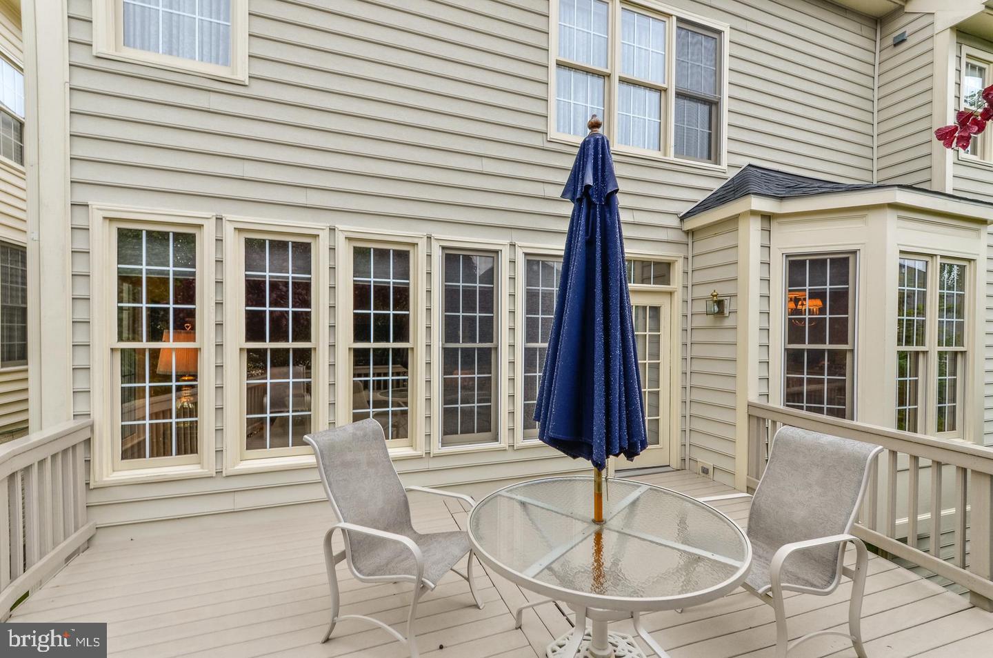 GROSVENOR WOODS - Residential Lease