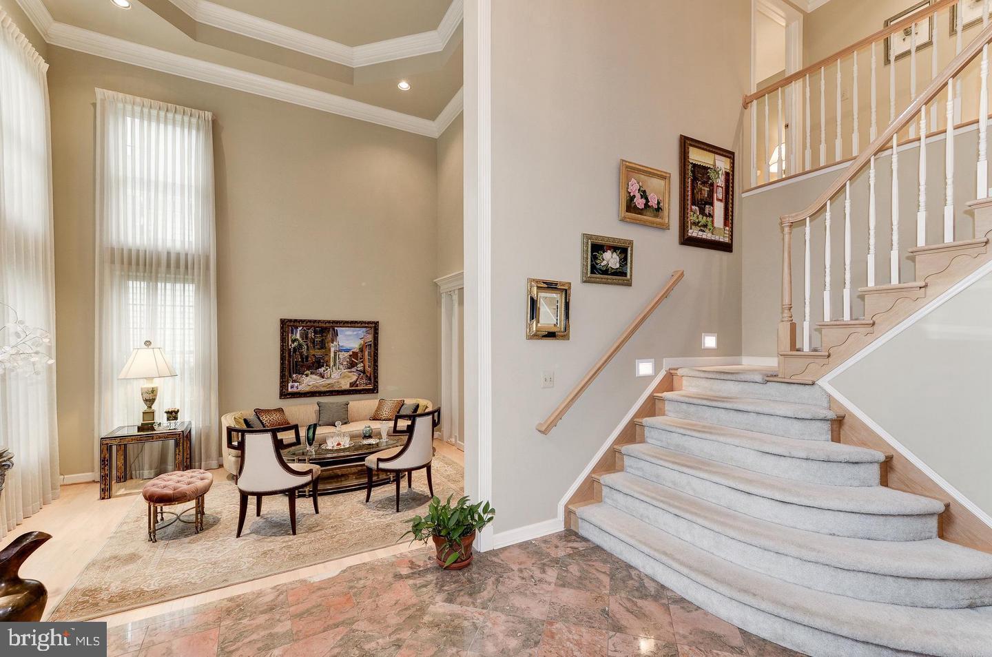 GROSVENOR WOODS - Residential Lease