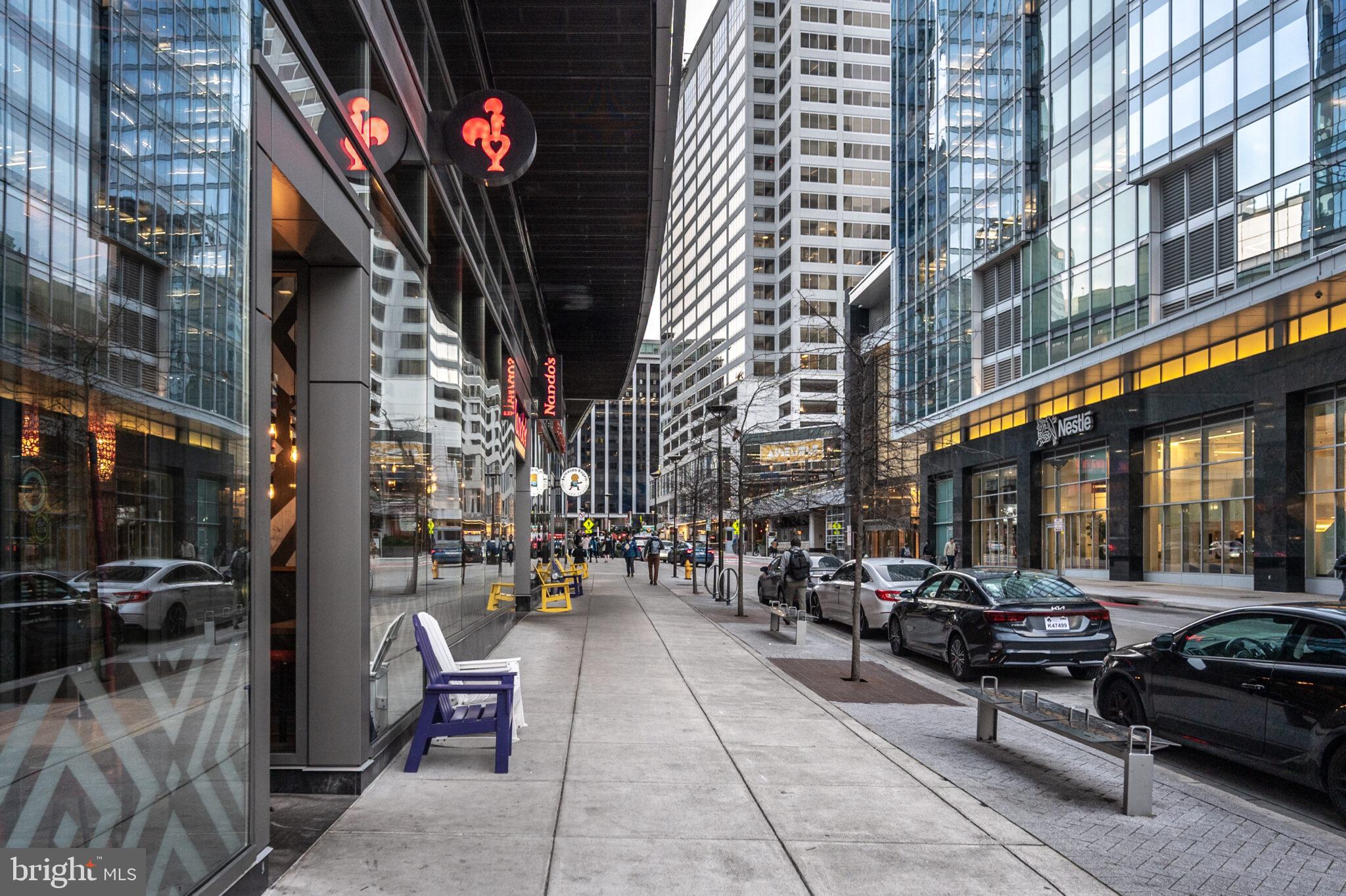 RIVER PLACE - Residential