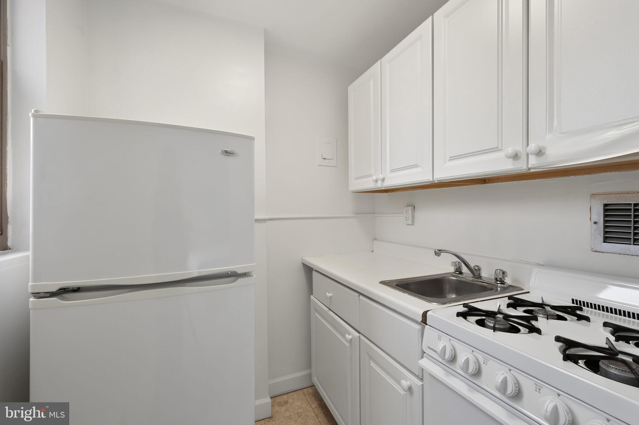 RIVER PLACE - Residential