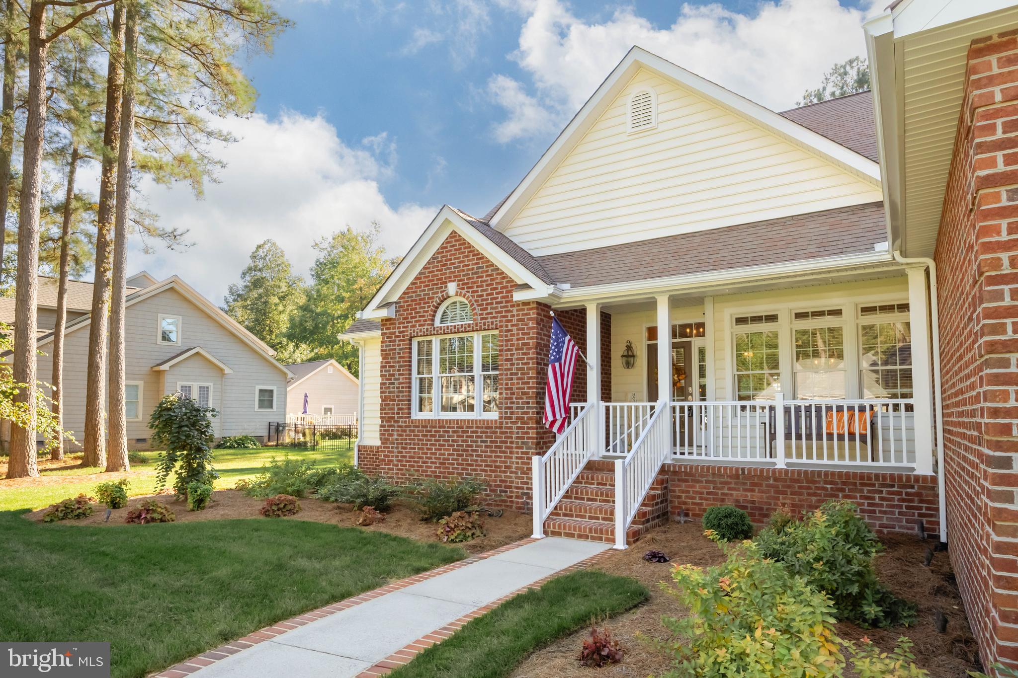 4 BOISENBERRY LANE