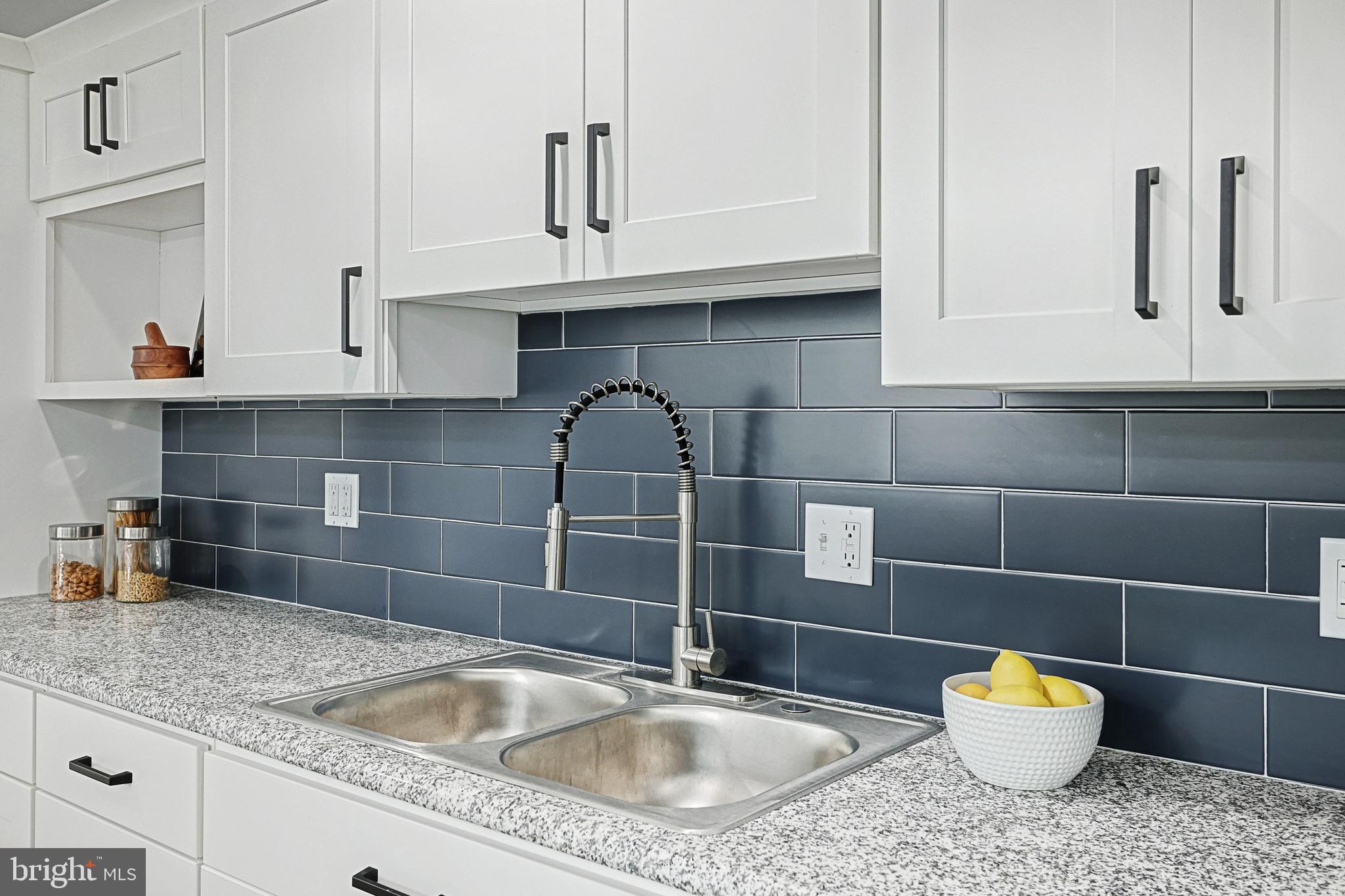 GLEN ROCK - Residential