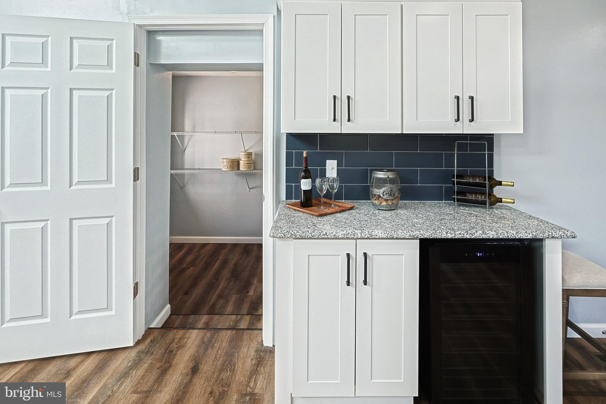 GLEN ROCK - Residential