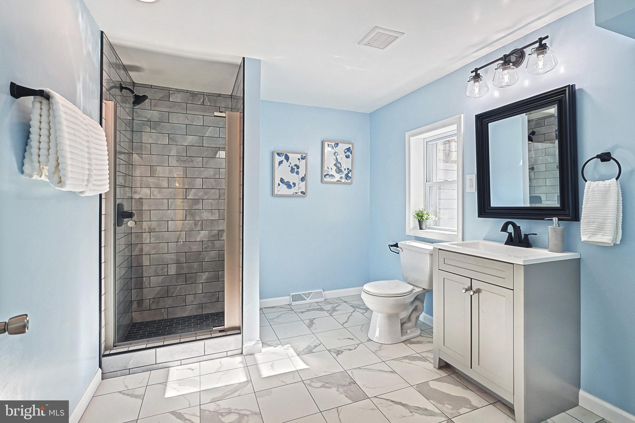 GLEN ROCK - Residential