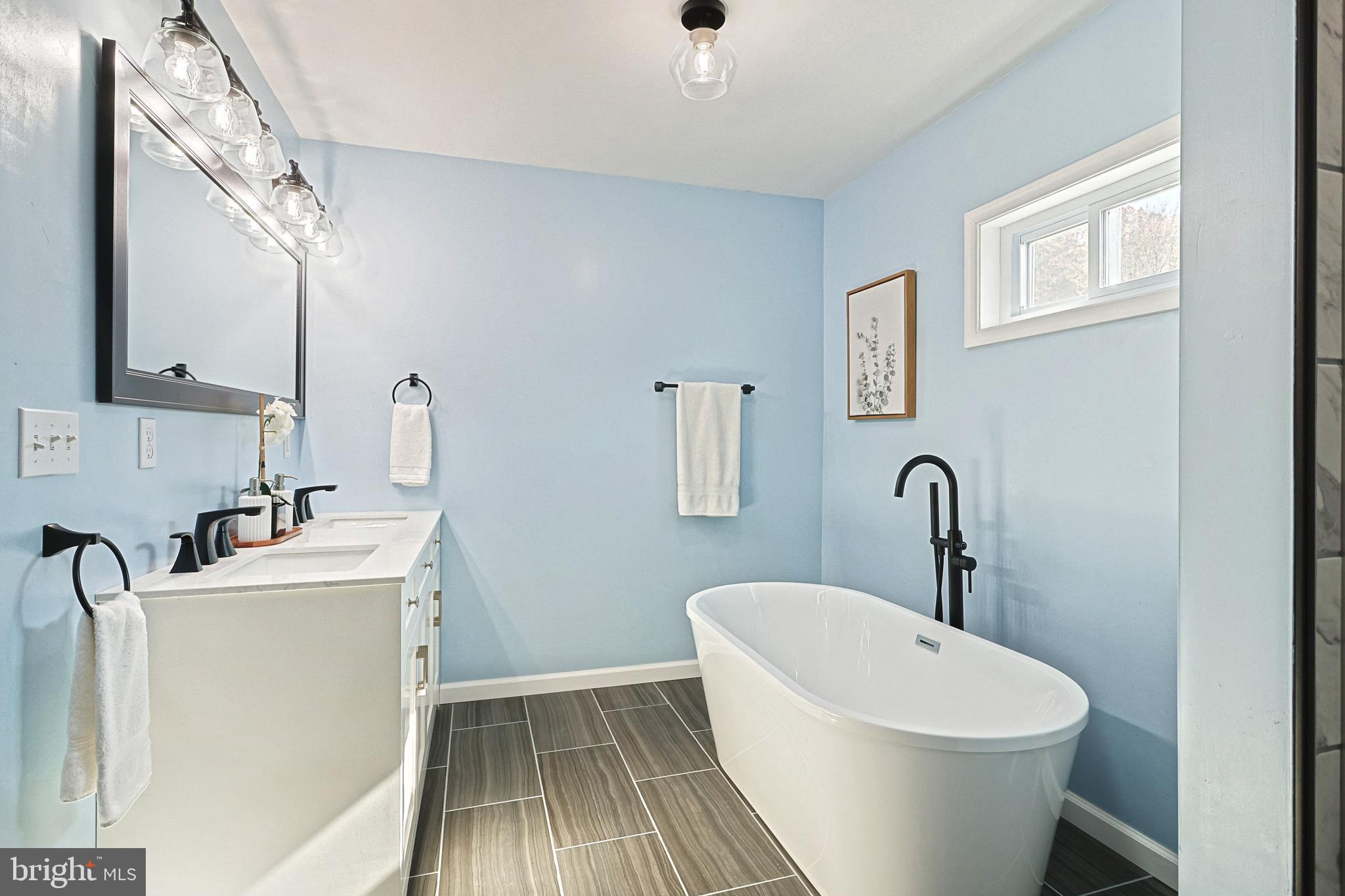 GLEN ROCK - Residential