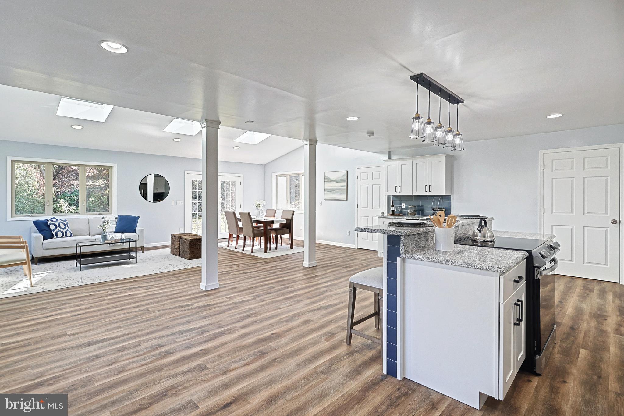 GLEN ROCK - Residential