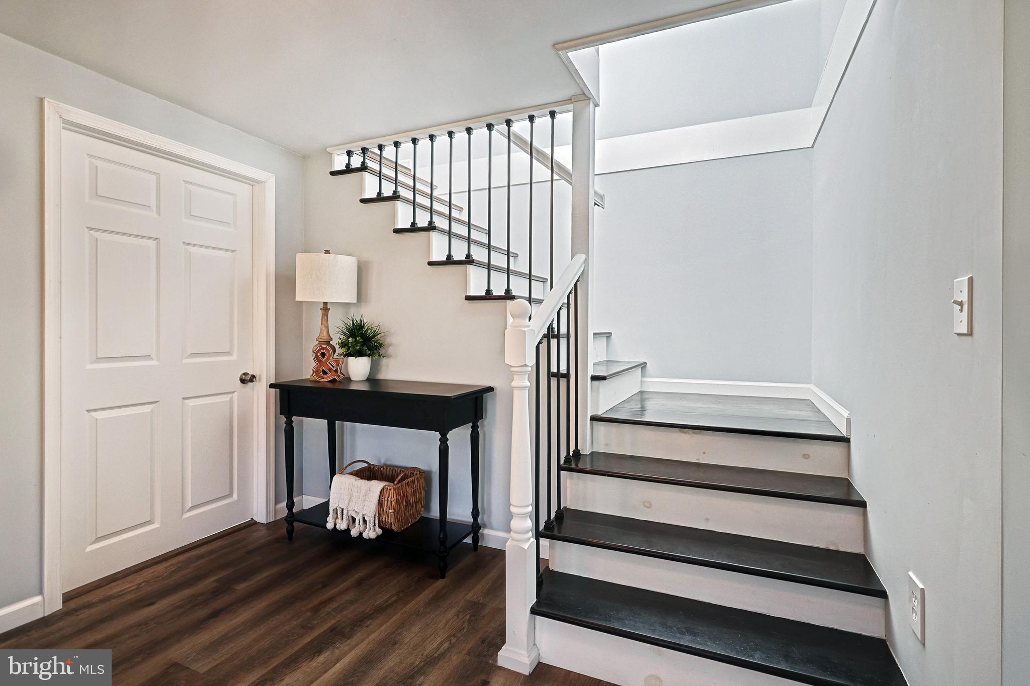 GLEN ROCK - Residential