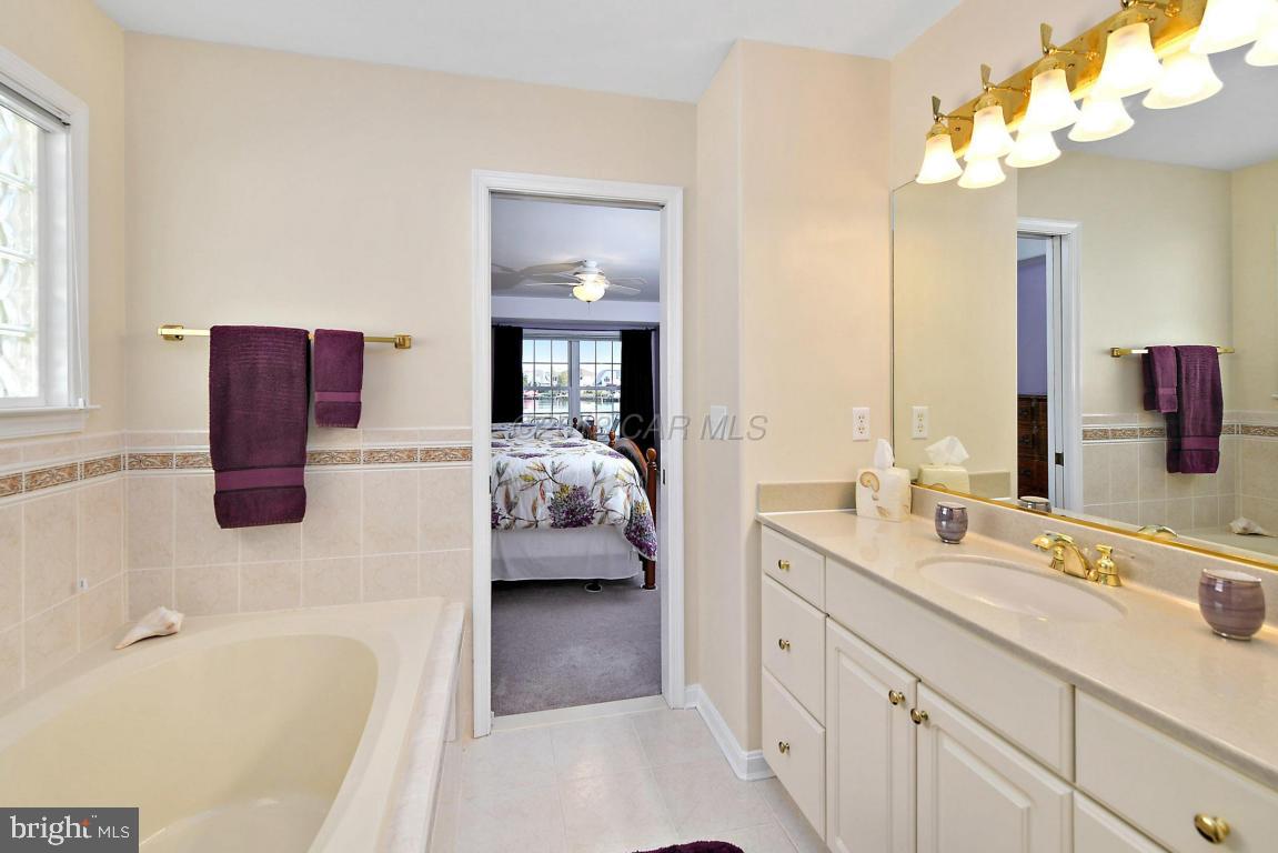 OCEAN PINES - HARBOR VILLAGE - Residential