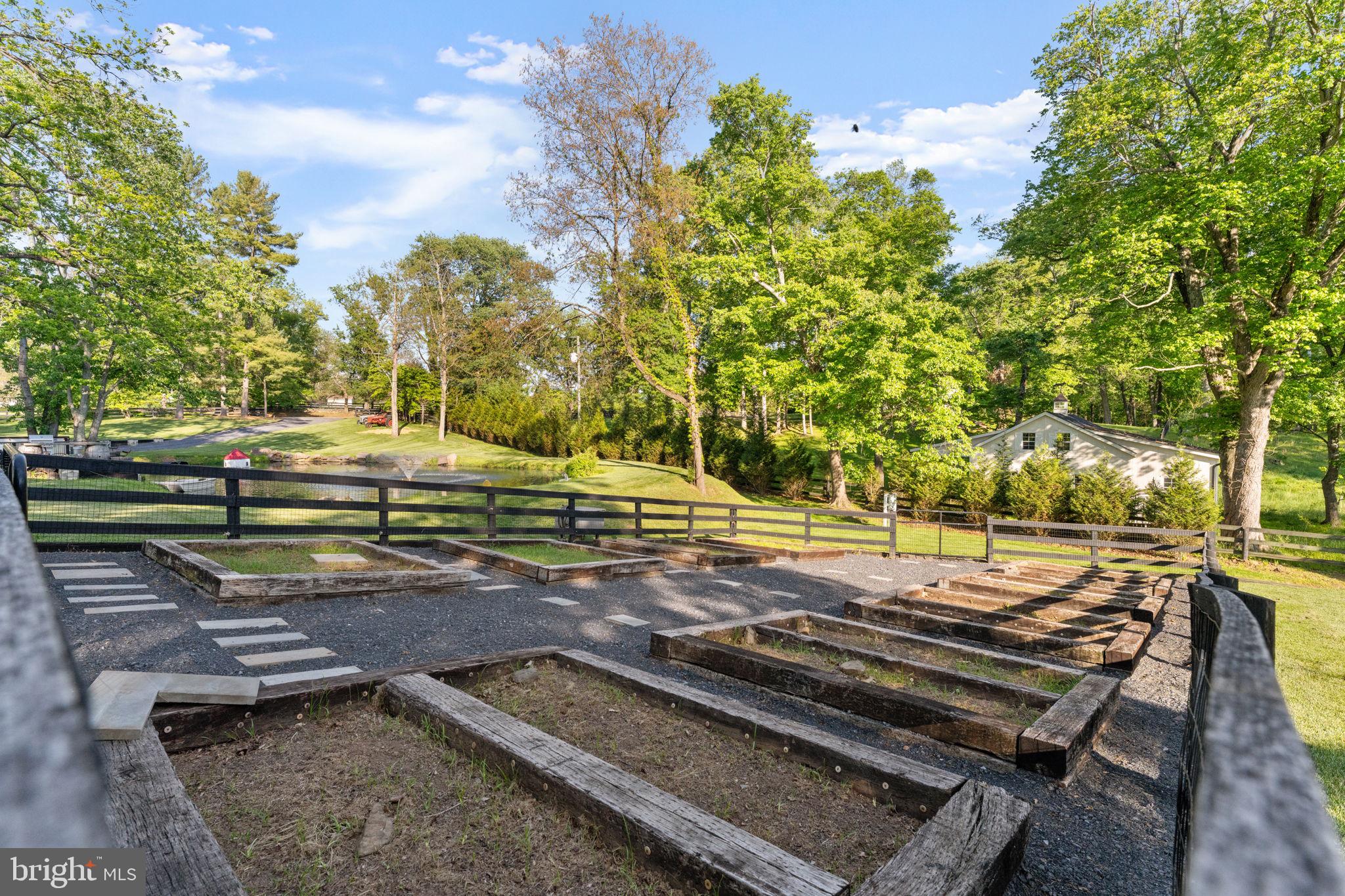 MAXVILLE - Residential