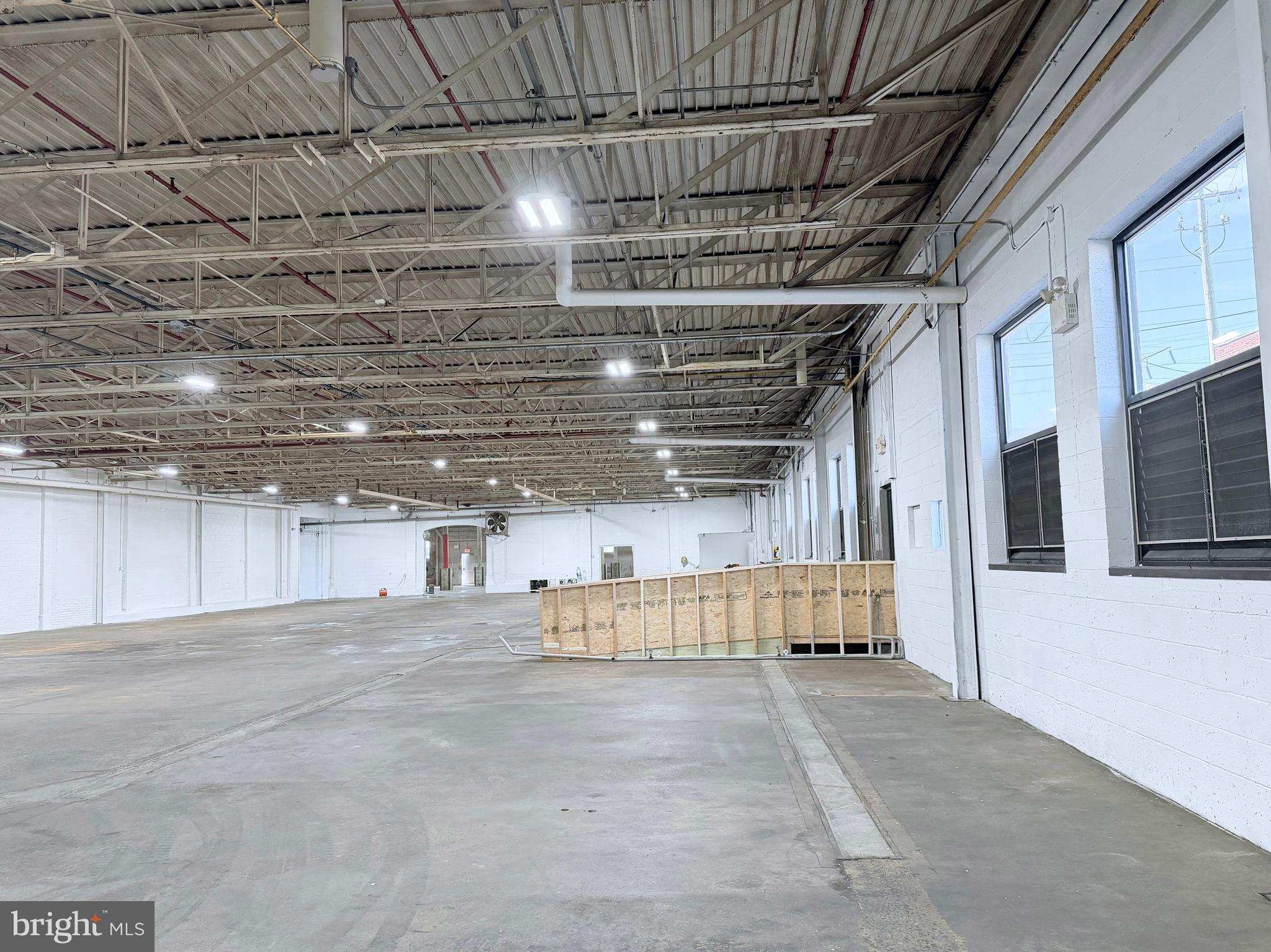 1140 GARFIELD AVENUE TENANT D