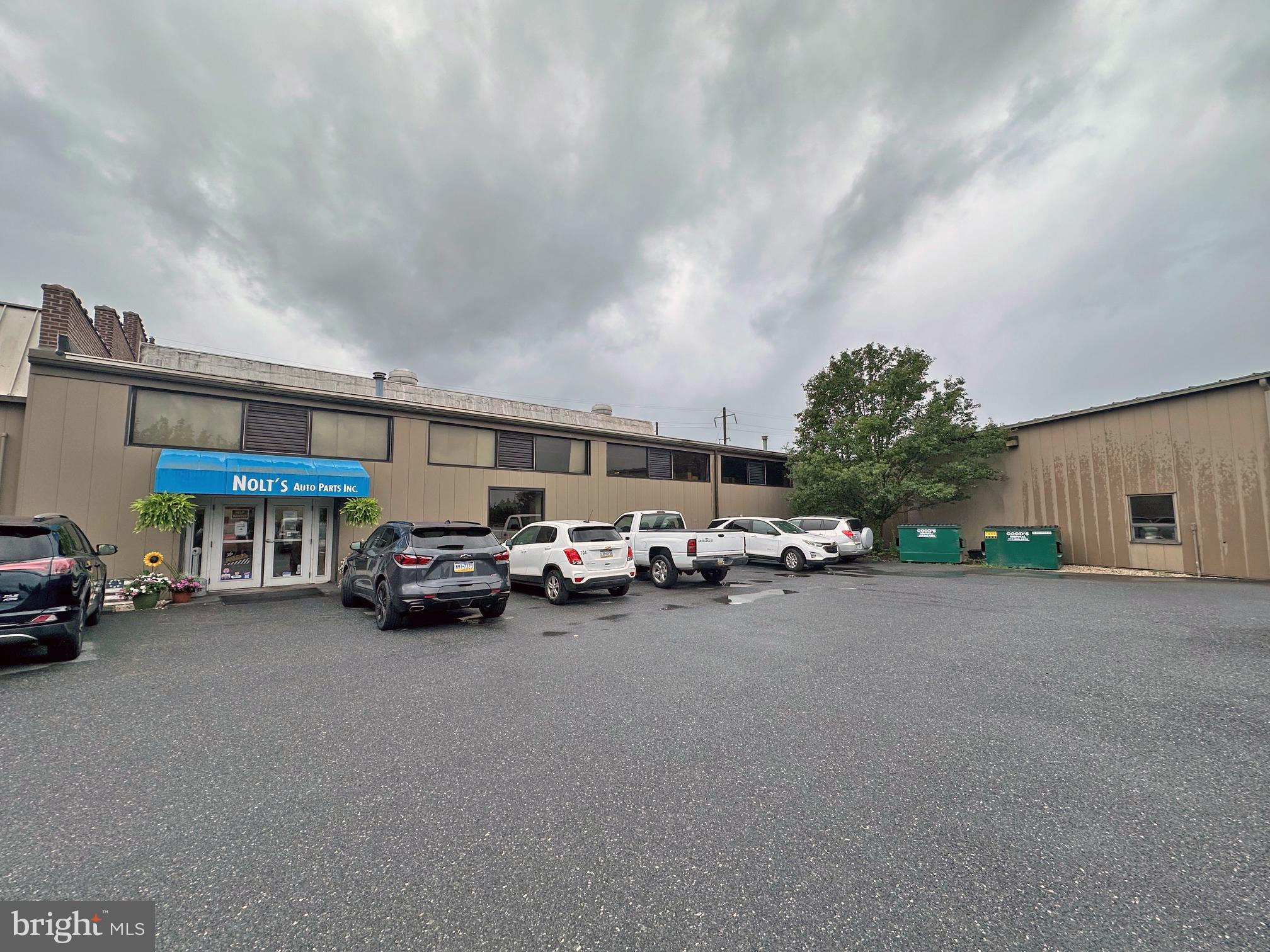 1140 GARFIELD AVENUE TENANT D