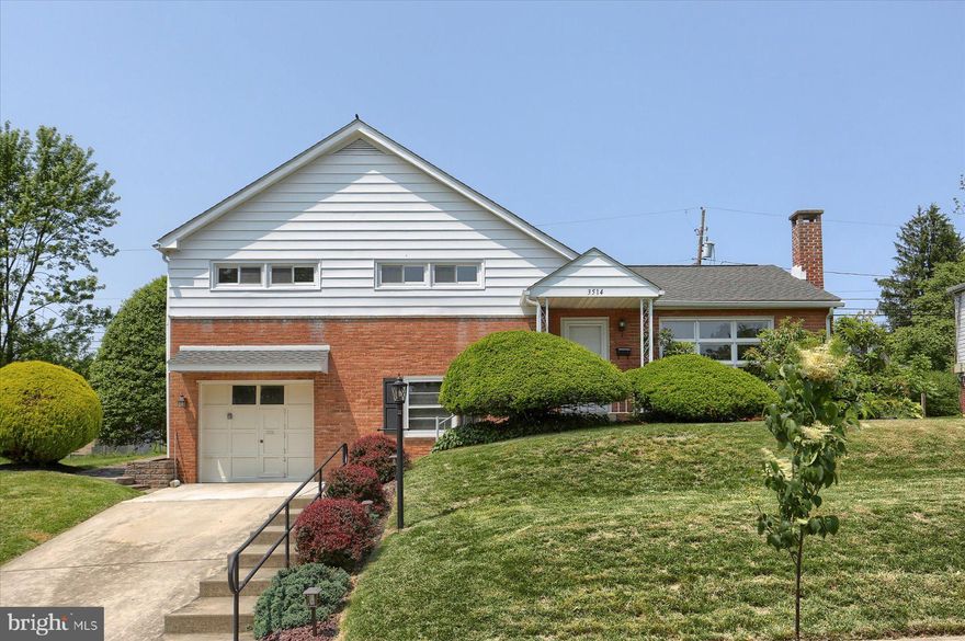 3 Bedroom, 2 Bath, Split Level Home, two blocks from Susquehanna High School. This Home was the Builder's Model Home for 2 years. It is now an estate, but the second owner had been there for over 60 years. In respect to their parents, their sons have made significant improvements to bring the home back to their parents' high standards. A $10,300 invoice is included in the documents section.
Other improvements: Architectural Roof 6-7 years old, Upstairs windows replaced within the last 5 years, Custom patio door off Dining Room leads to a Private 19x20 Covered patio, New ceiling and lighting installed in Family Room, Whole House repainted, New Paint and Flooring in Laundry Room, New floor in Dining Room, Washer and dryer only three years old and included in the Sale, as well as a Brand new New Stainless Steel Refrigerator, Unique Entrance Door incorporated into the Garage door so that you can enter without having to raise the garage door. (I've never seen this before.) When was the last time you experienced a Knotty Pine Family room like this? Oh, and there is a secret trap door in the hall closet that is a laundry chute. Come and be impressed by a home with a classic design that has aged well because it was built to last.