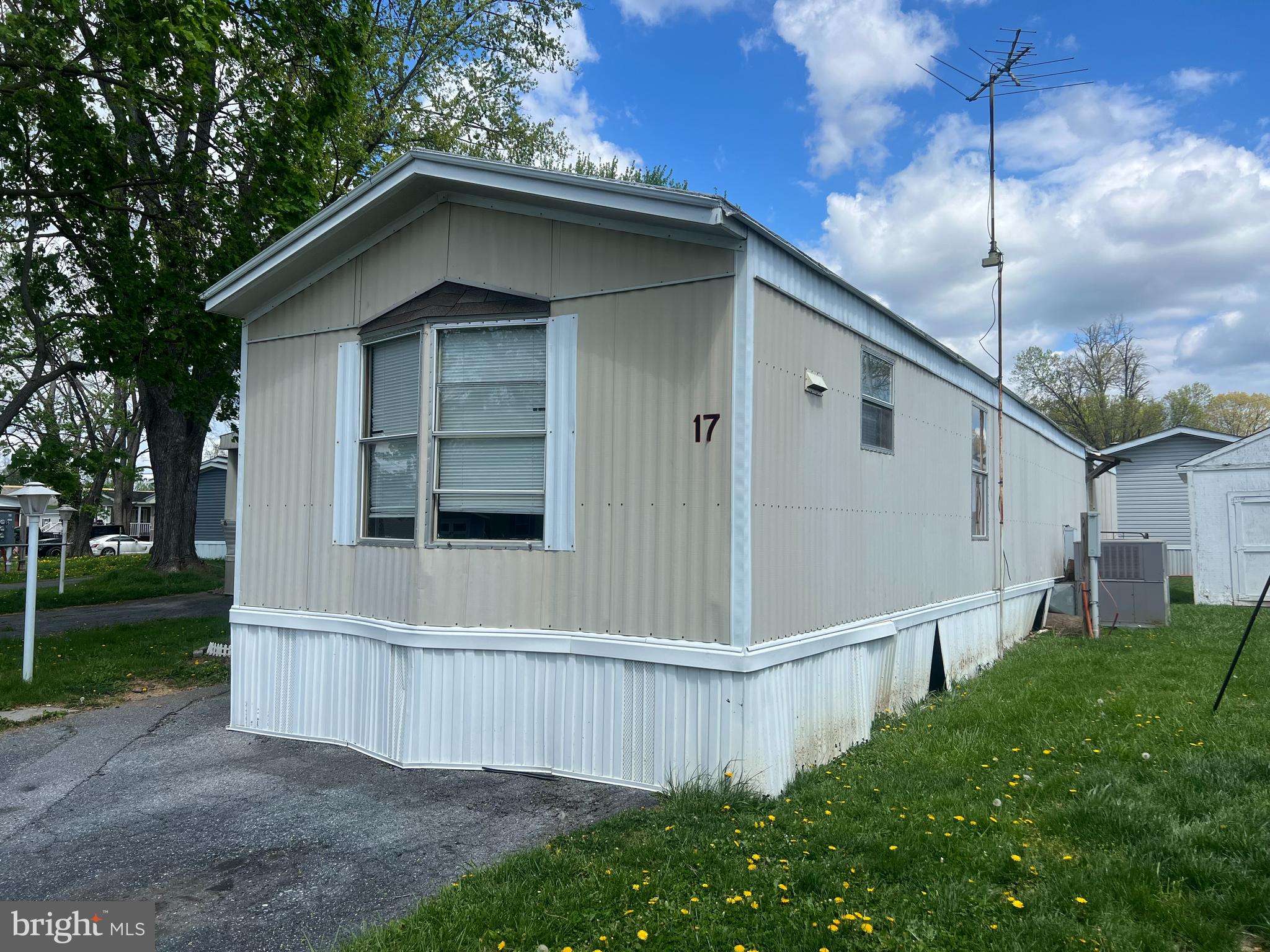 HARBORTON PLACE - Residential