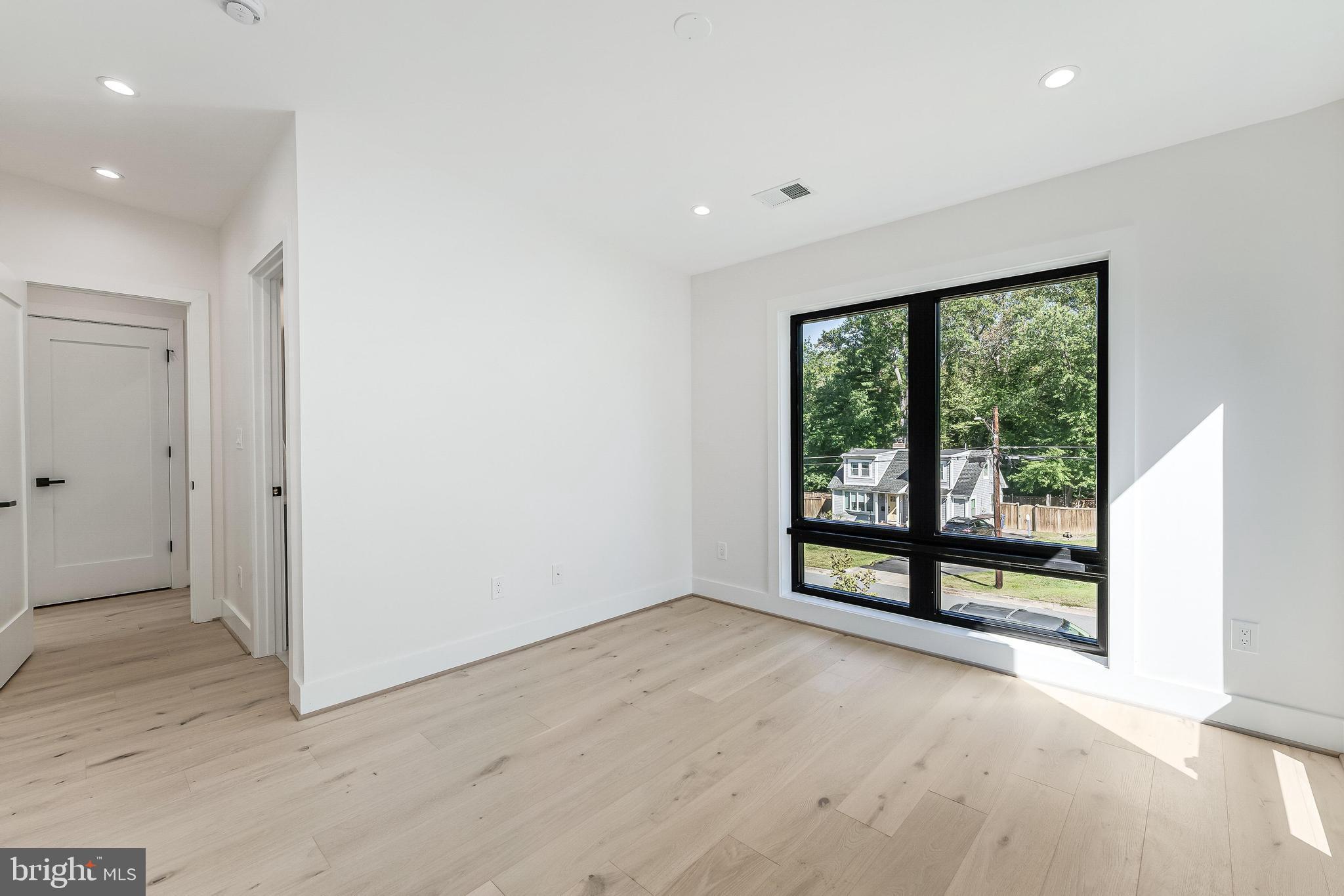 BEL AIR - Residential