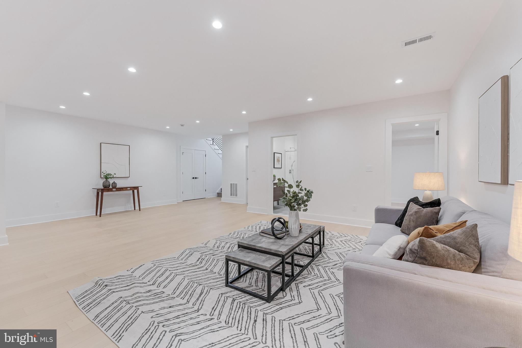 BEL AIR - Residential