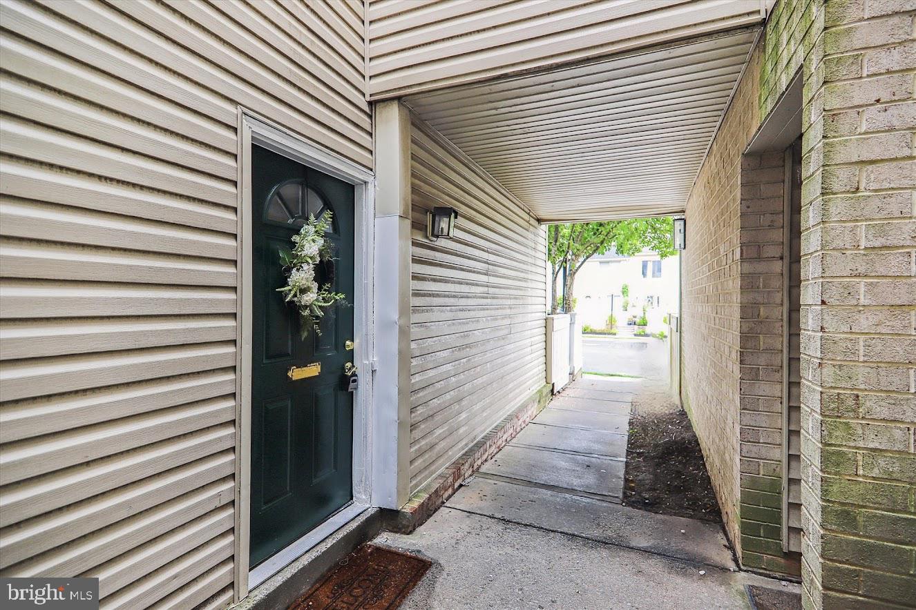 CLUBSIDE - Residential