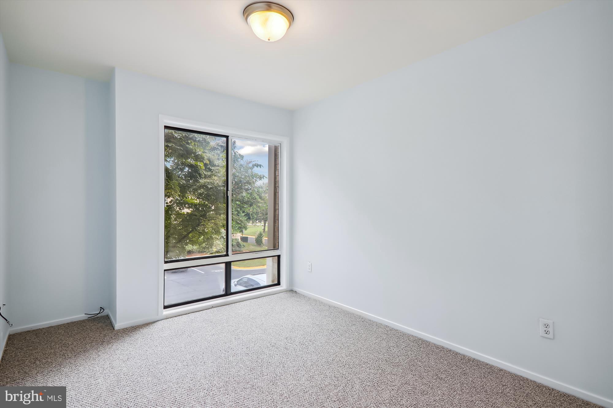 CLUBSIDE - Residential