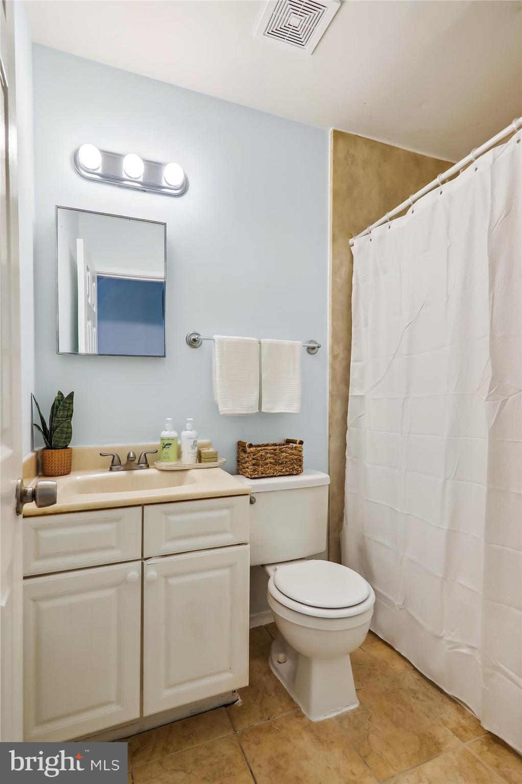 CLUBSIDE - Residential