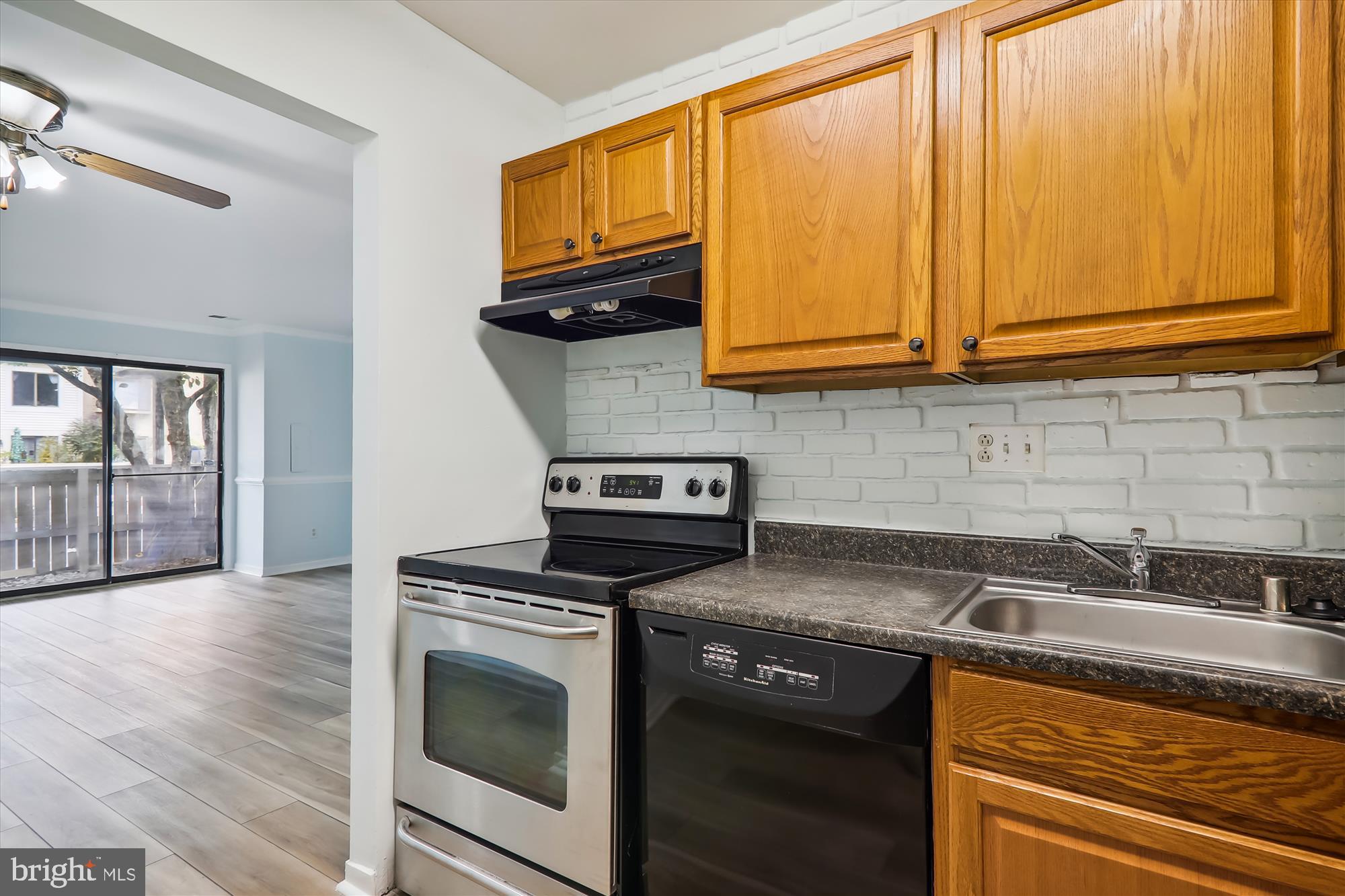 CLUBSIDE - Residential