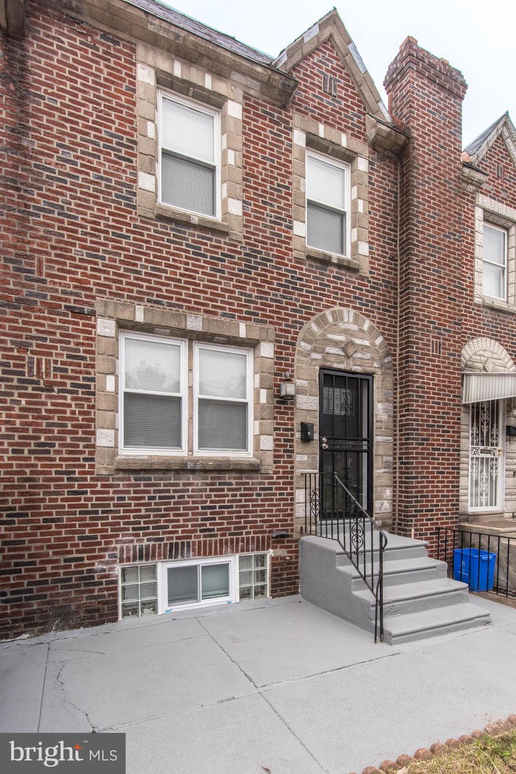 Nestled in the charming enclave of Lawncrest, this exquisite interior row townhouse embodies the perfect blend of classic elegance and modern comfort. Built in 1955, this home has been thoughtfully designed to offer a warm and inviting atmosphere, making it an ideal sanctuary for those seeking a luxurious lifestyle. As you step inside, you are greeted by a spacious layout that invites natural light to dance across the masonry walls, creating a cozy yet sophisticated ambiance. The partially finished basement, with its walkout level, provides endless possibilities for customization-whether you envision a stylish entertainment area, a serene home office, or a personal gym, the choice is yours. The heart of the home is a testament to both functionality and style. The attached garage offers convenient access, ensuring that your daily routines are seamless. Imagine returning home after a long day, parking with ease, and stepping into your private retreat. The property boasts a generous lot size, providing ample outdoor space for relaxation or entertaining. While there is no pool, the potential for creating your own outdoor oasis is limitless. Picture summer evenings spent on a beautifully landscaped patio, surrounded by lush greenery and the sounds of nature. This residence is not just a home; it's a lifestyle. The Lawncrest community offers a tranquil setting while being conveniently located near local amenities, ensuring that everything you need is just a stone's throw away. Enjoy leisurely strolls through the neighborhood, or take advantage of nearby parks and recreational areas. With no homeowners association fees to worry about, you have the freedom to personalize your space without restrictions. The architectural style of this home, characterized by its straight-thru design, adds to its timeless appeal, making it a standout choice for discerning buyers. This property is a canvas awaiting your personal touch, offering a unique opportunity to create a luxurious haven tailored to your tastes. Embrace the charm of Lawncrest and the comfort of this exquisite townhouse, where every detail is designed to enhance your living experience. Discover the perfect blend of elegance, comfort, and lifestyle in this remarkable home.