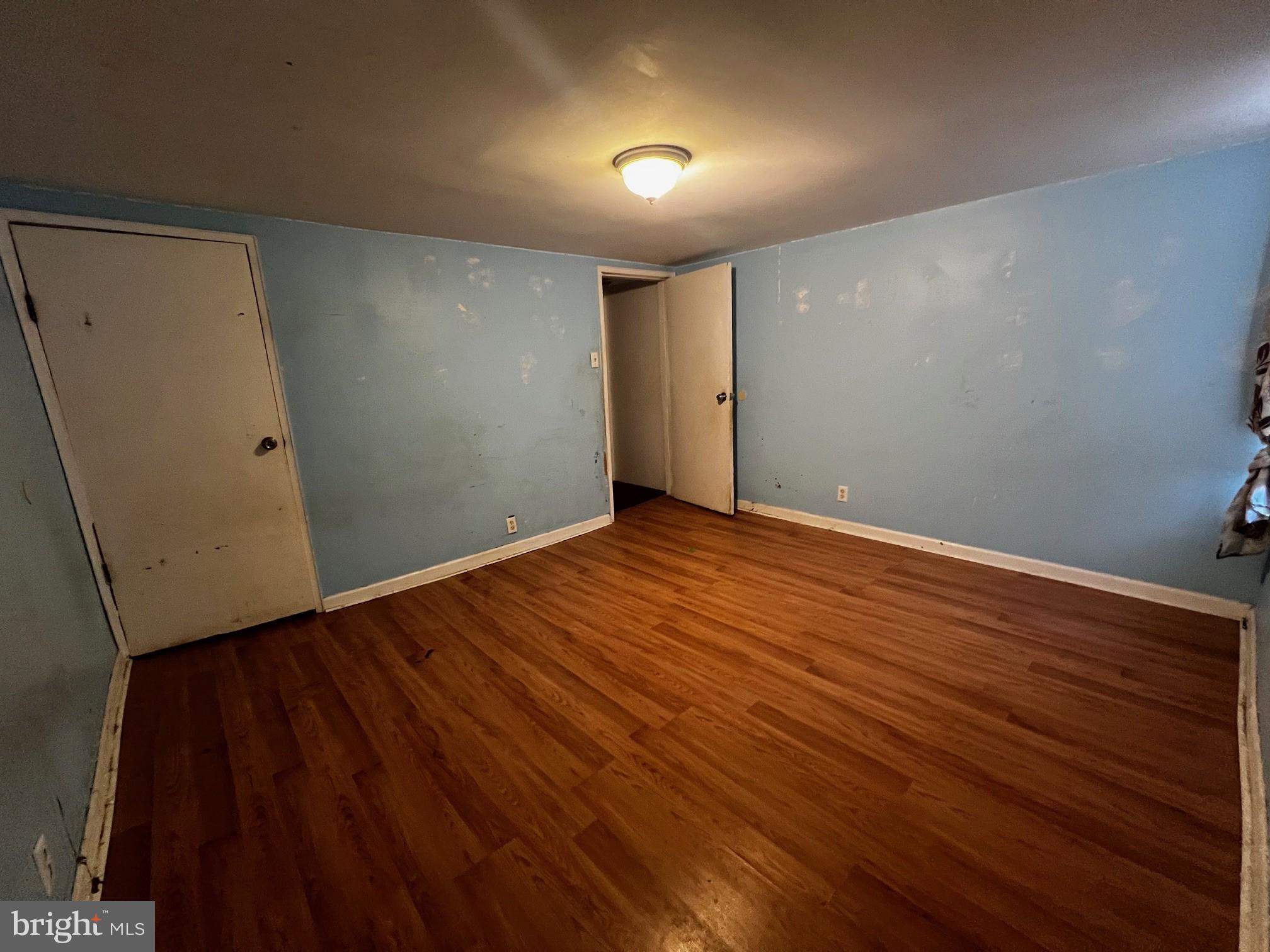 PORT RICHMOND - Residential