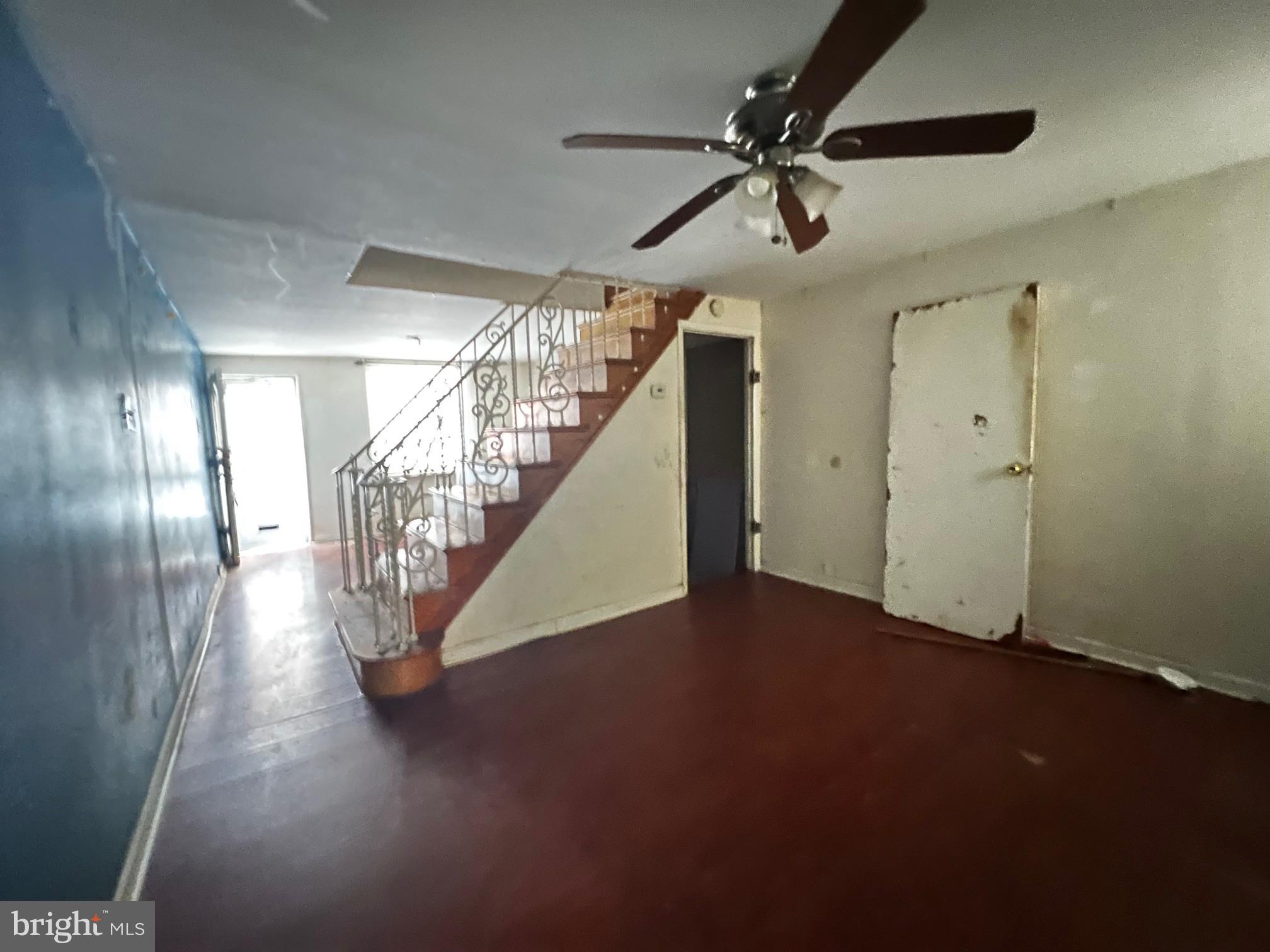 PORT RICHMOND - Residential