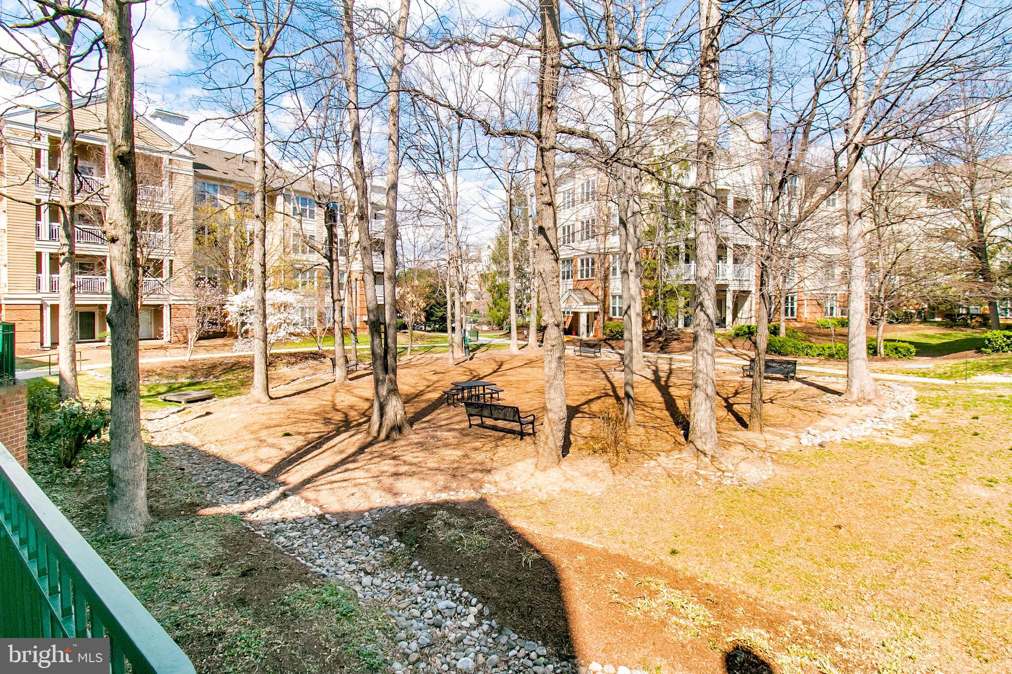 2204 WESTCOURT LANE 306