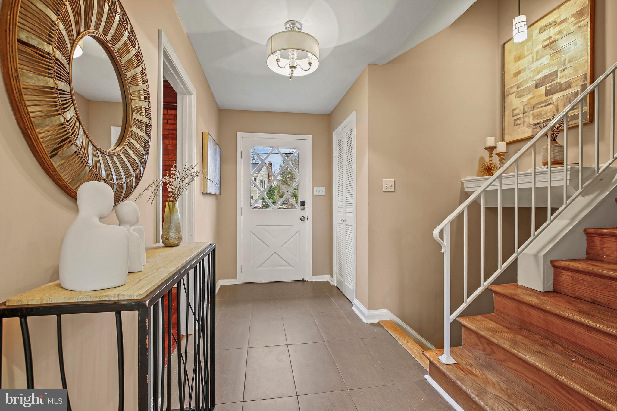 8802 STONEHAVEN COURT