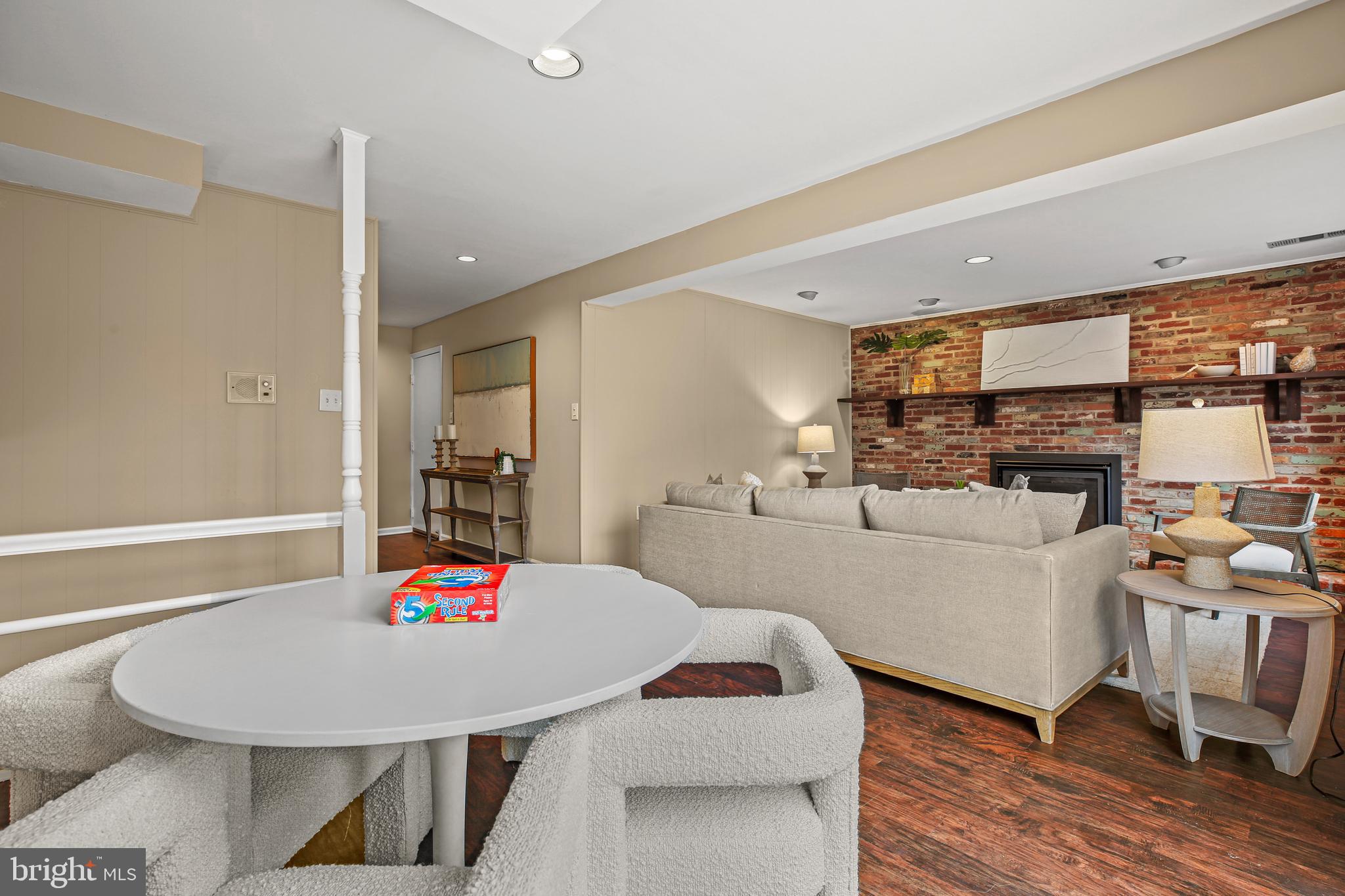 HIGHLAND STONE - Residential